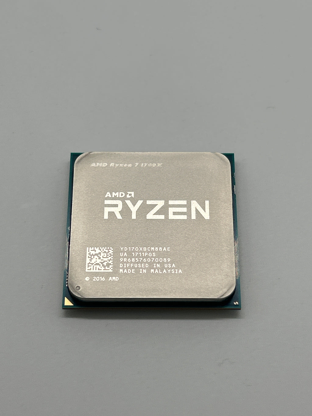 AMD Ryzen 7 1700X 3.4GHz Eight Core Processor Silver - Used