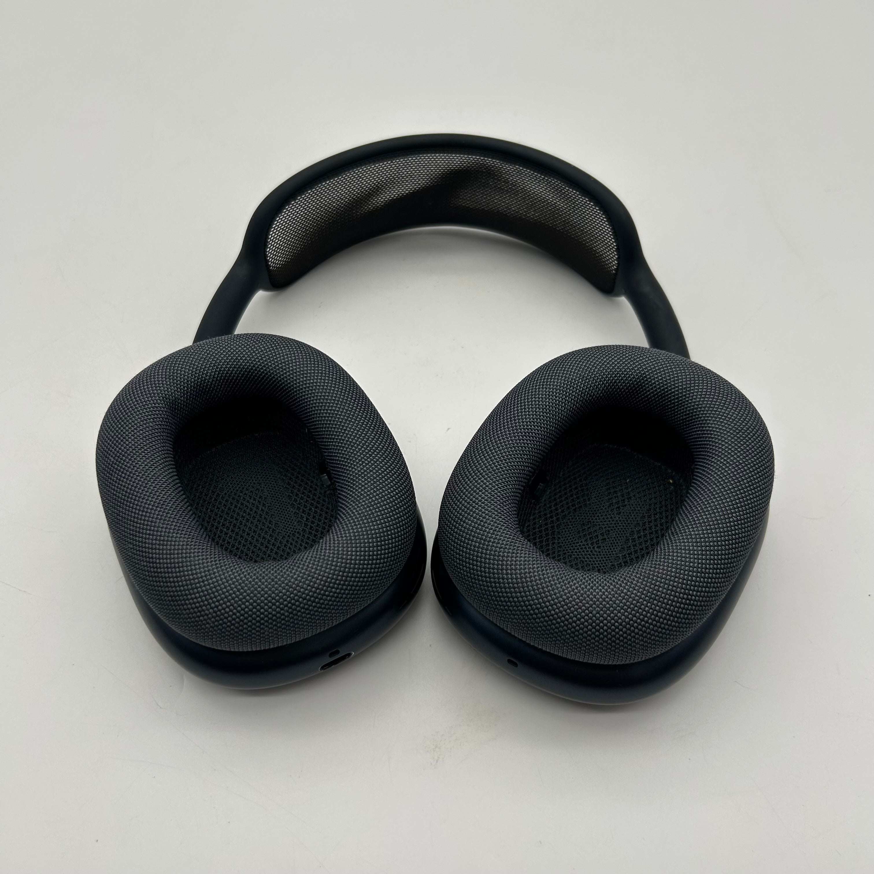 Apple AirPods Max A3184 (USB-C) (2024) Over-Ear Headphones - For Parts Only