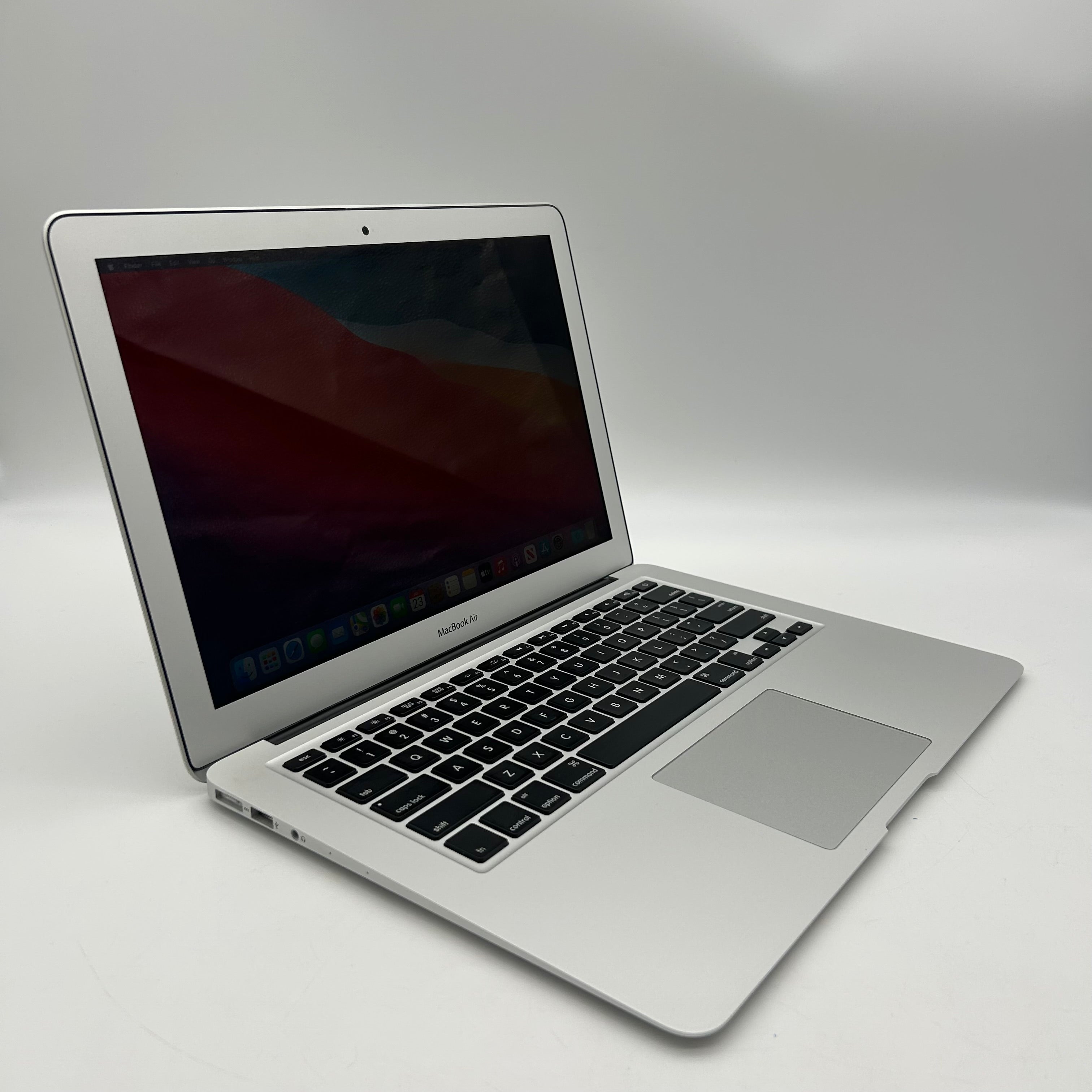 Apple MacBook Air 13" A1466 2017 Core i5 8GB 128GB Silver