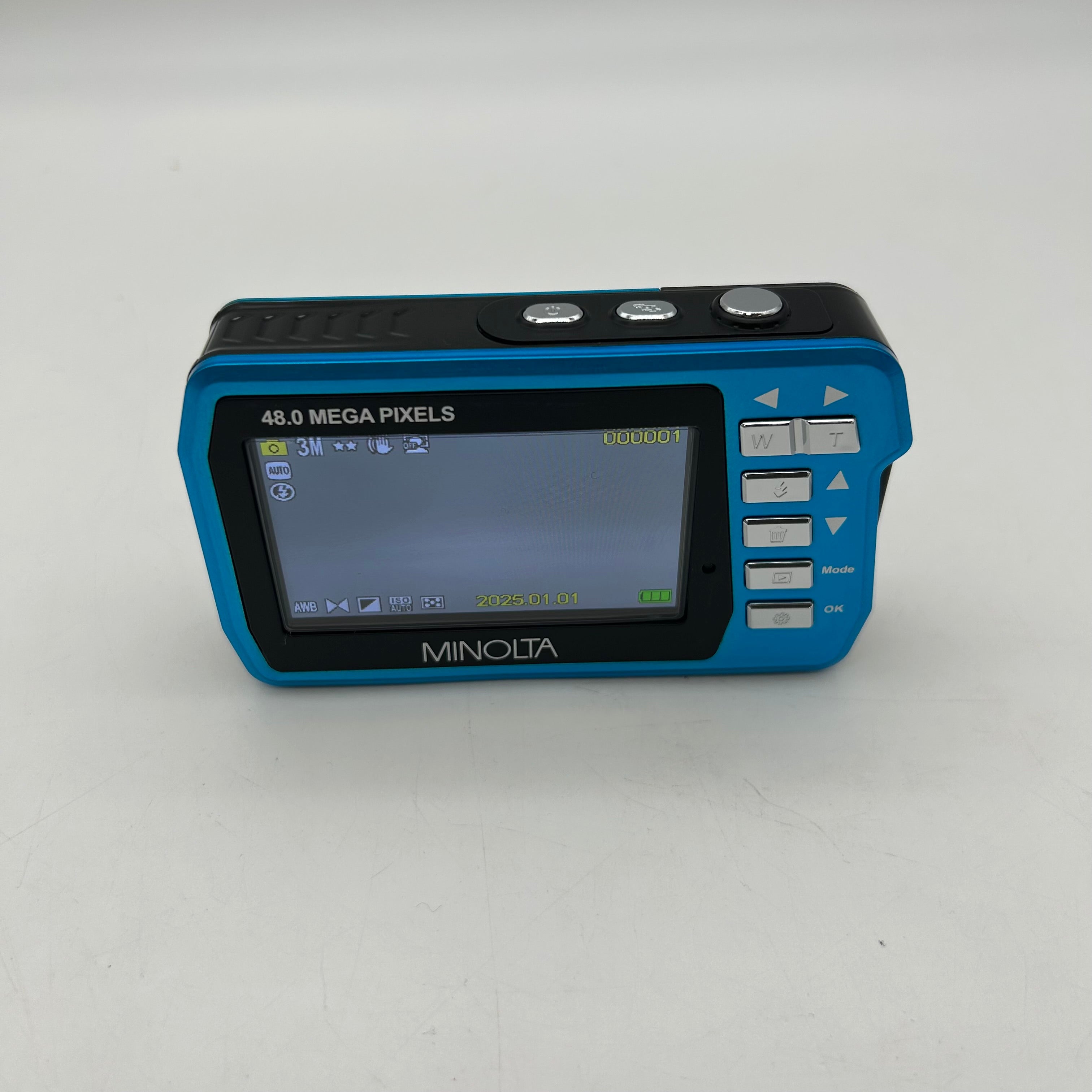 Minolta MN40WP 48.0MP Waterproof Dual Screen Digital Camera w/16 GB SD | TESTED