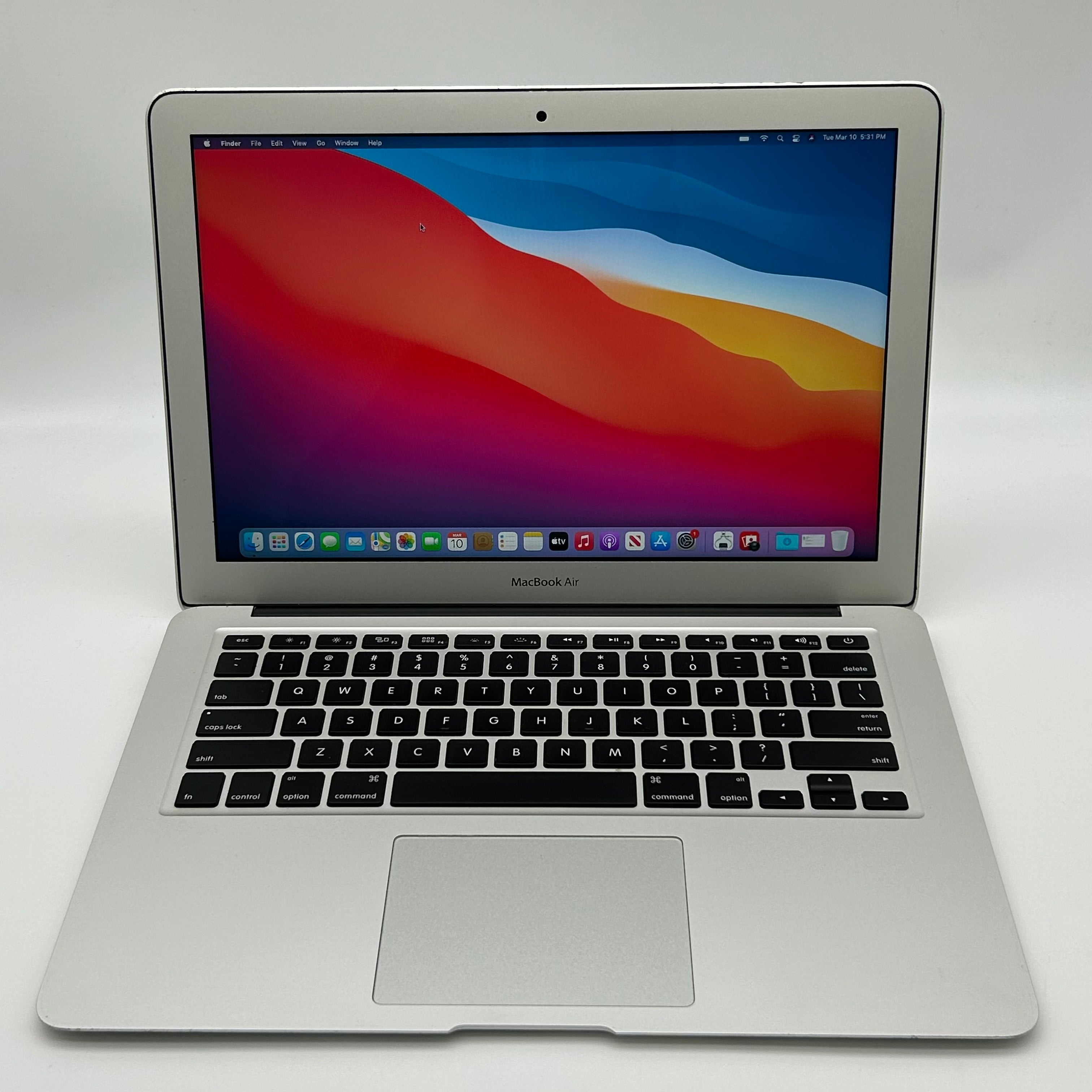 Apple MacBook Air 13" 2017 A1466 Core i5 1.8GHZ 8GB 256GB SSD  - Silver - Used