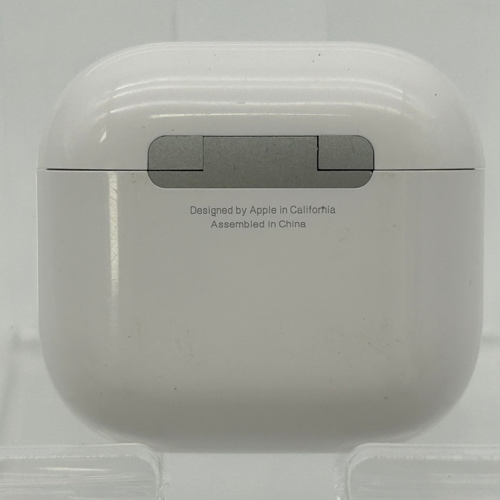 Apple Airpods A3058 with ANC 4th Generation with Charging Case Good Condition - Used