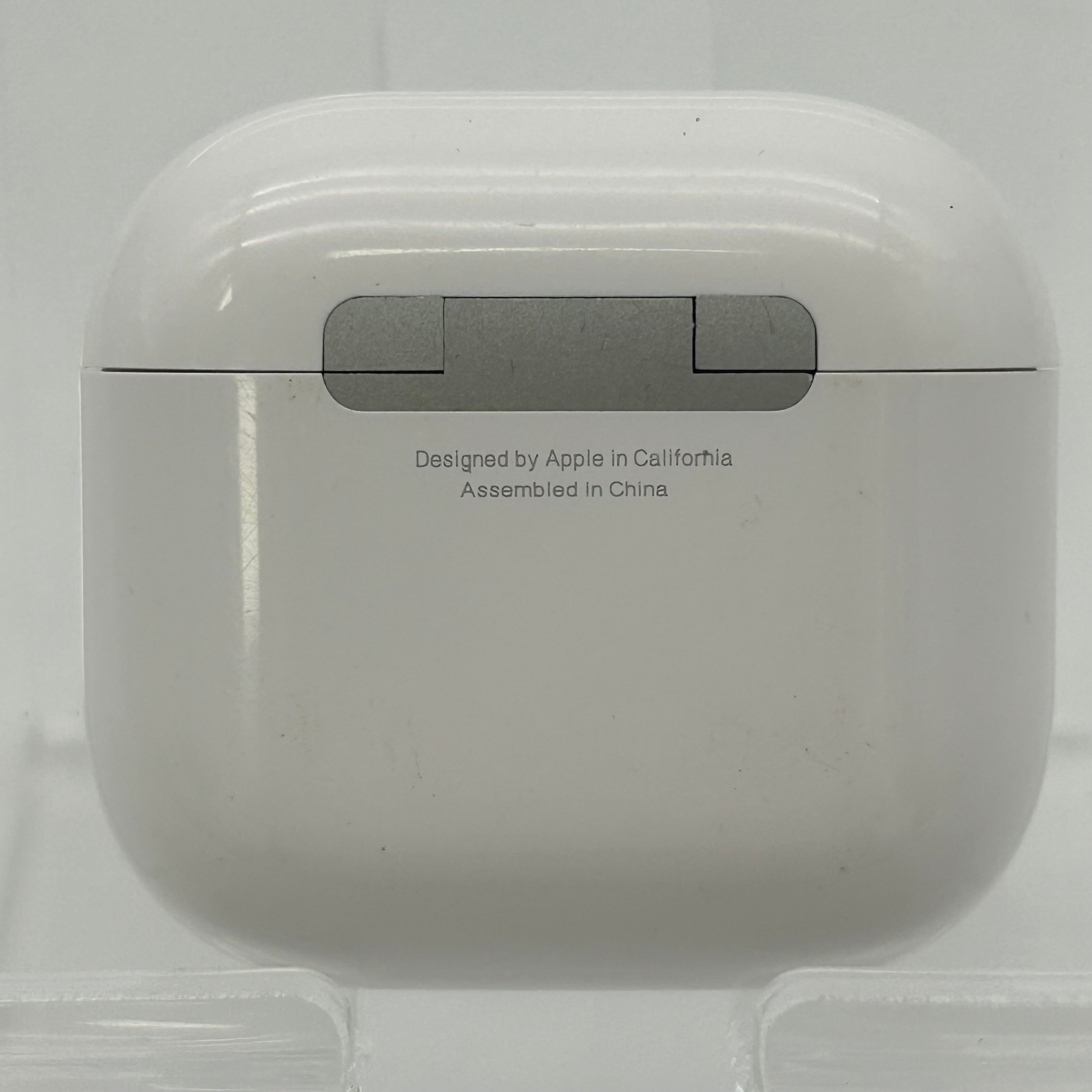 Apple Airpods A3058 with ANC 4th Generation with Charging Case Good Condition - Used
