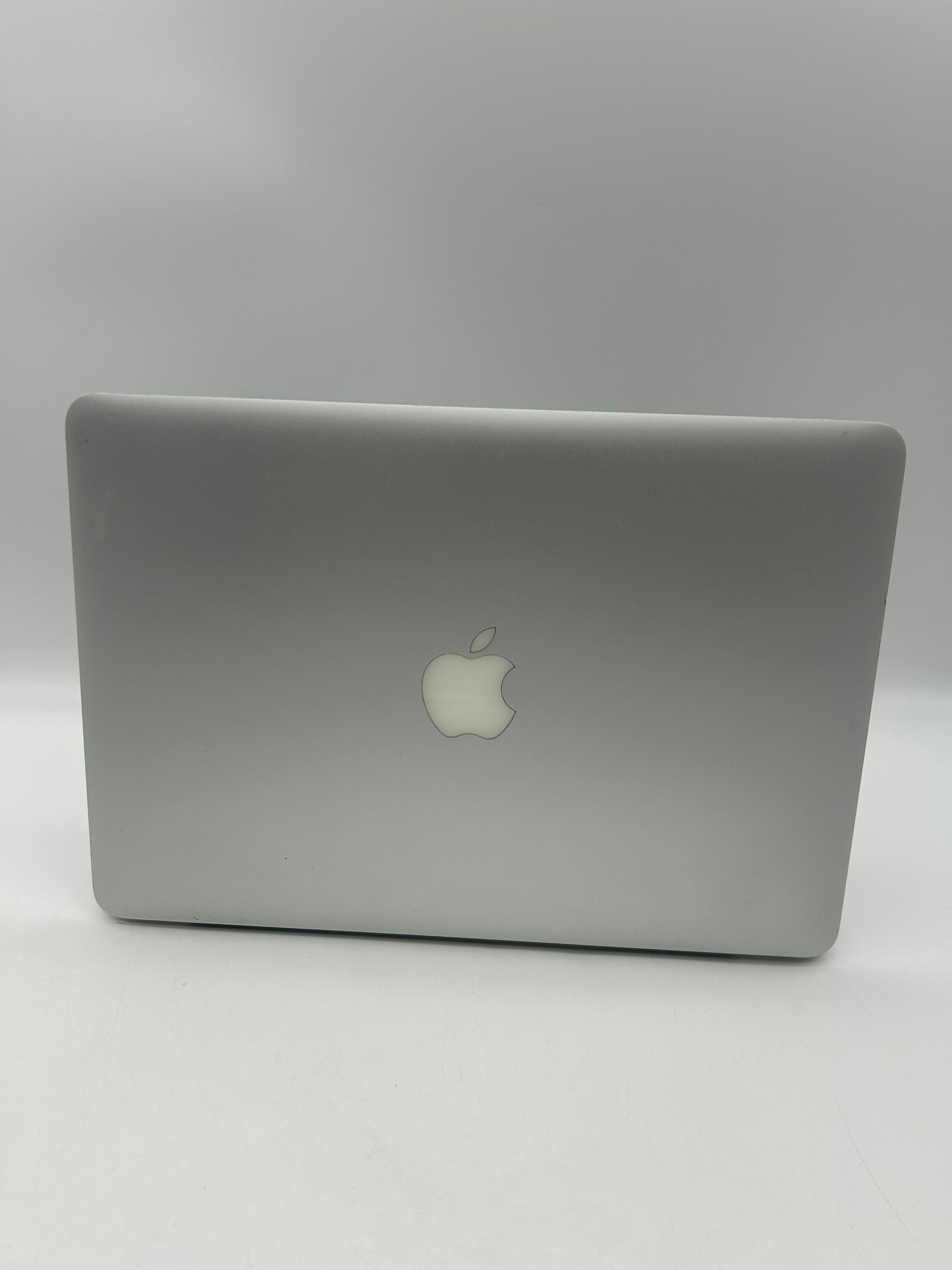 Apple MacBook Pro 13-inch Late 2013 2.4GHz Core i5 8GB 256GB Silver Used - C