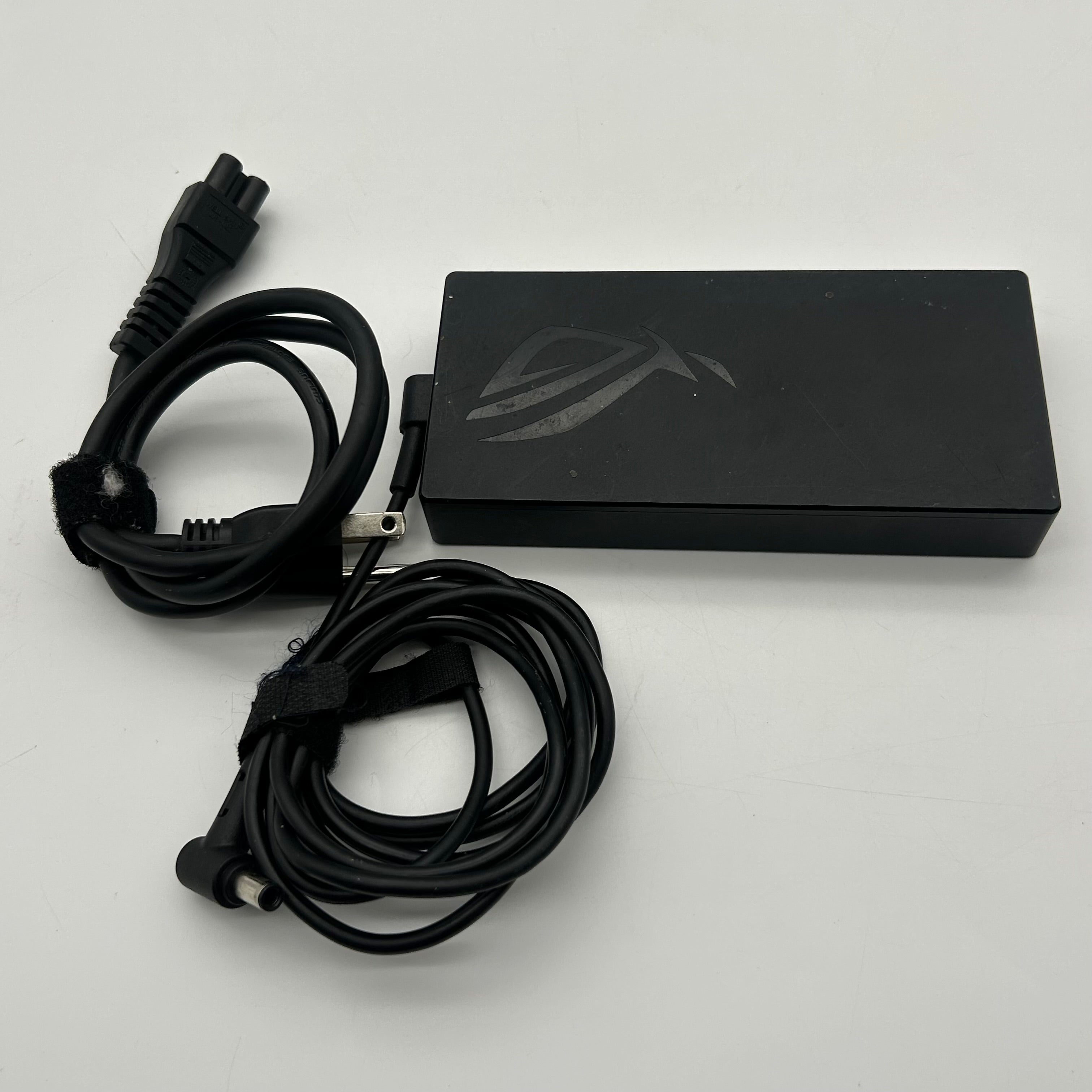 Asus ROG Zephyrus G14 GA401 14" Ryzen 9 4900HS 16GB RAM 1TB SSD GeForce RTX 2060