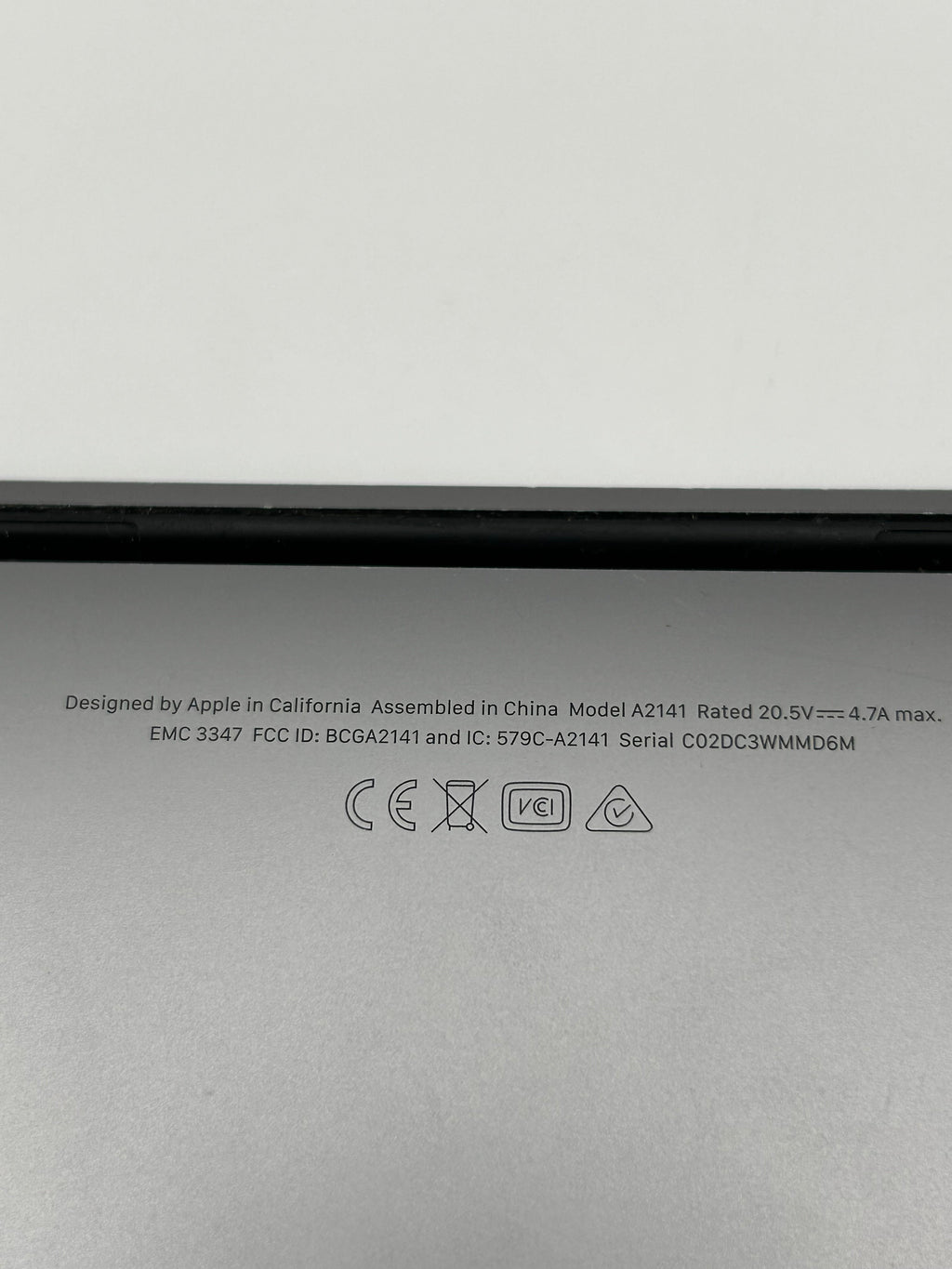 Apple MacBook Pro 16" A2141 2020 9th Gen Core i7 16GB 512GB - For Parts