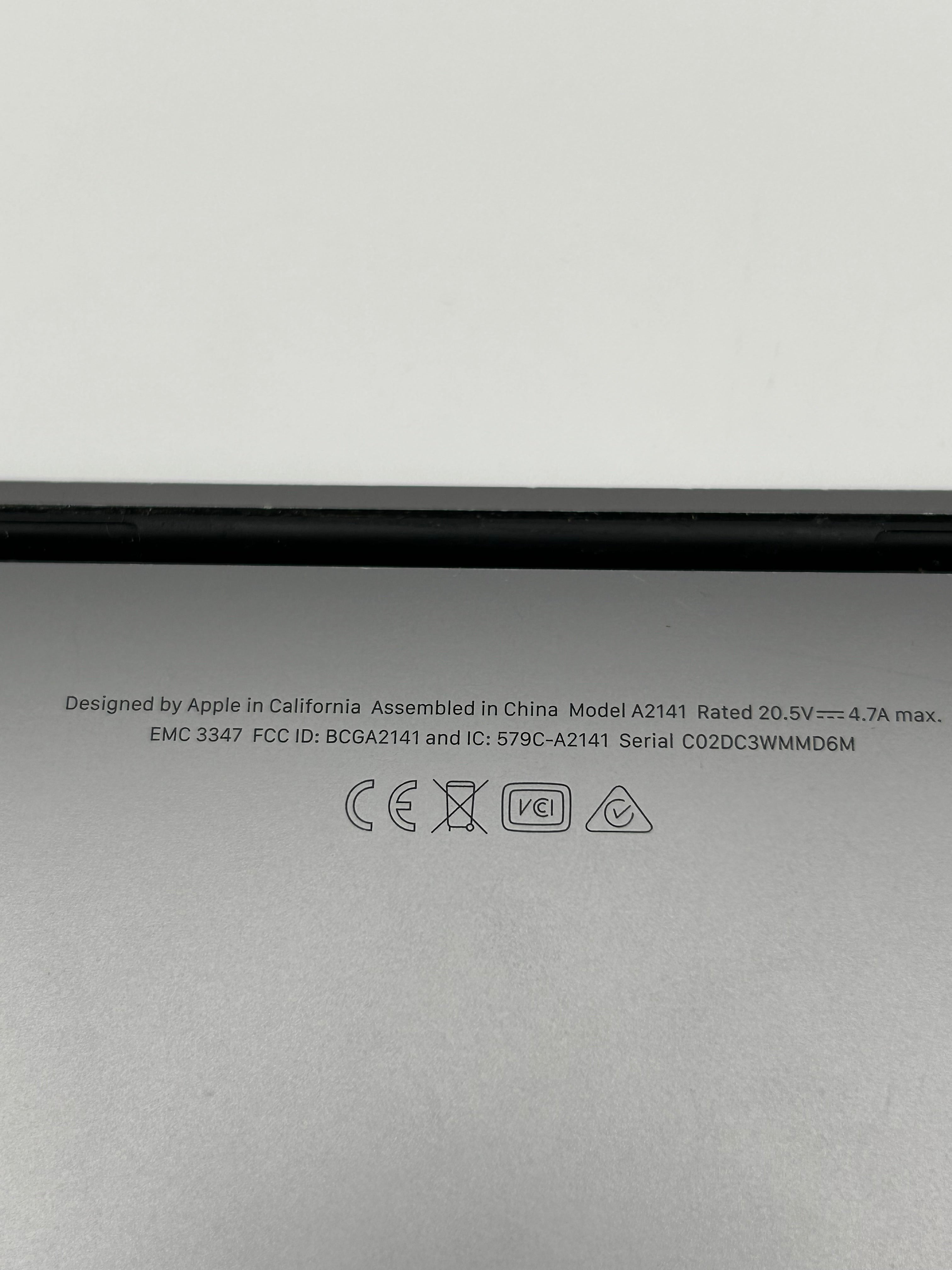 Apple MacBook Pro 16" A2141 2020 9th Gen Core i7 16GB 512GB - For Parts