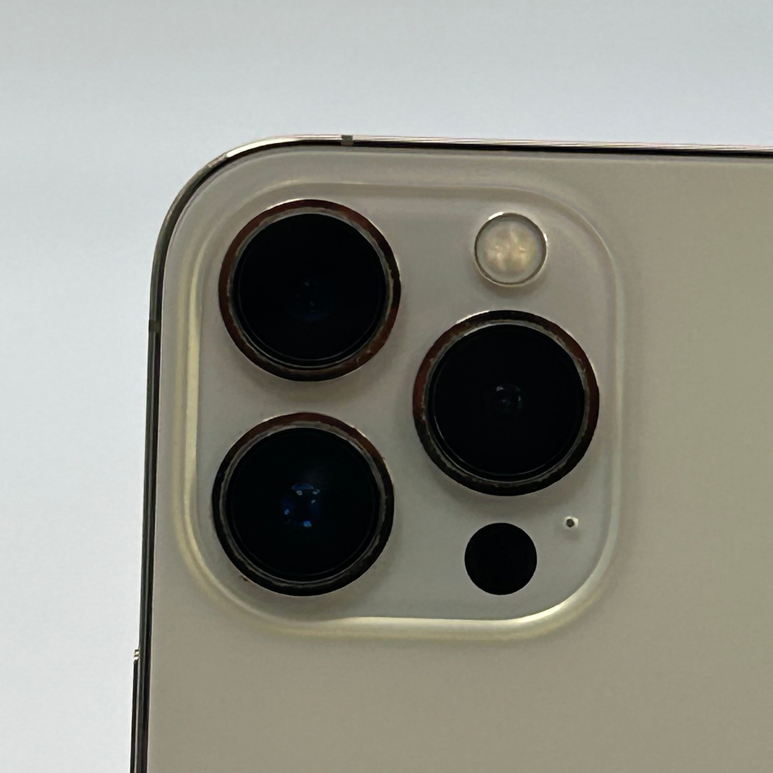 Apple iPhone 13 Pro Max A2484 128GB 86%BH Gold