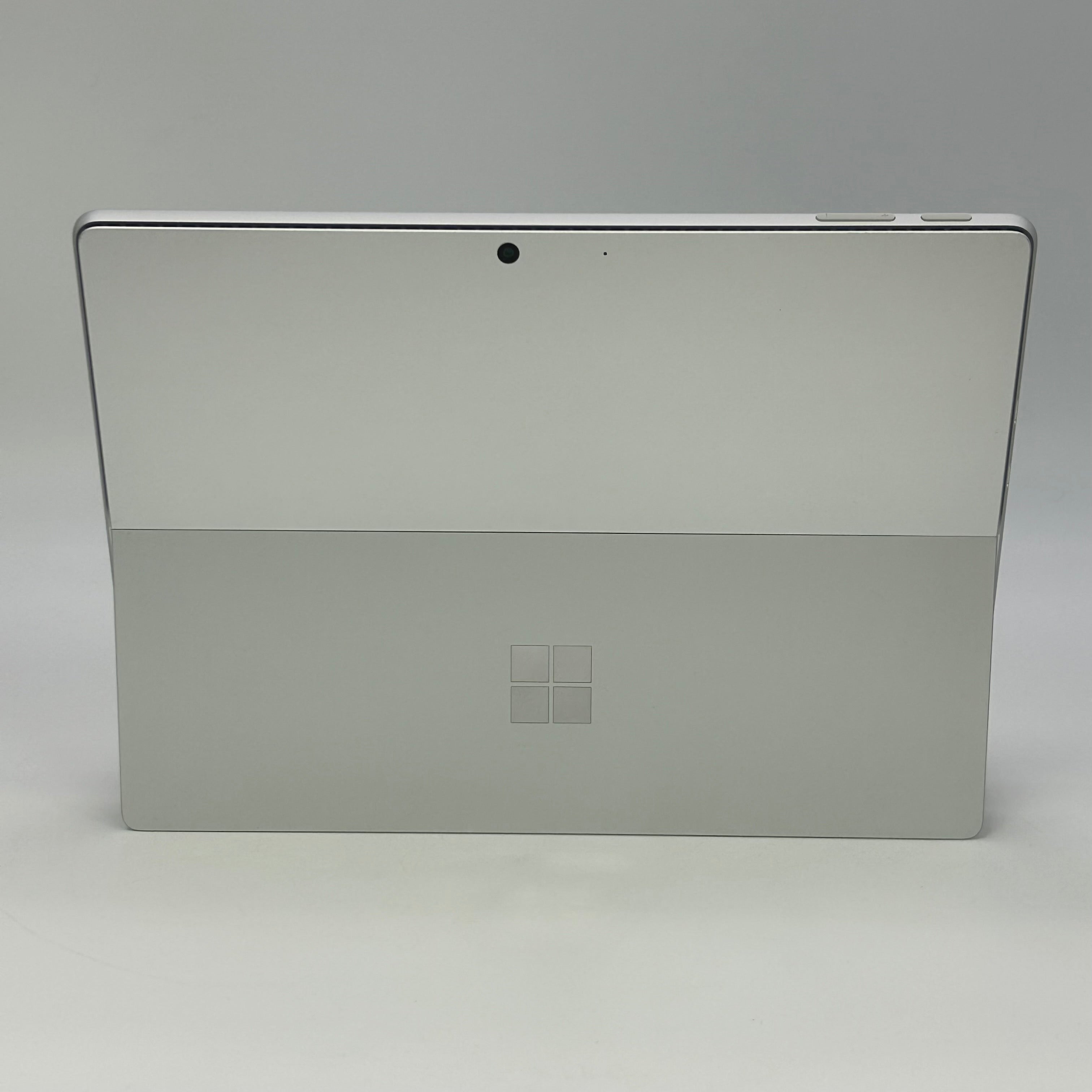 Microsoft Surface Pro 9 13-inch i5-1235U 8GB RAM 128GB SSD Silver w/ Keyboard