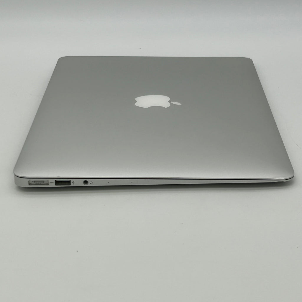 Apple MacBook Air 13 A1466 | 1.8GHz i5 | 8GB | 128GB | Only 31 Battery Cycles