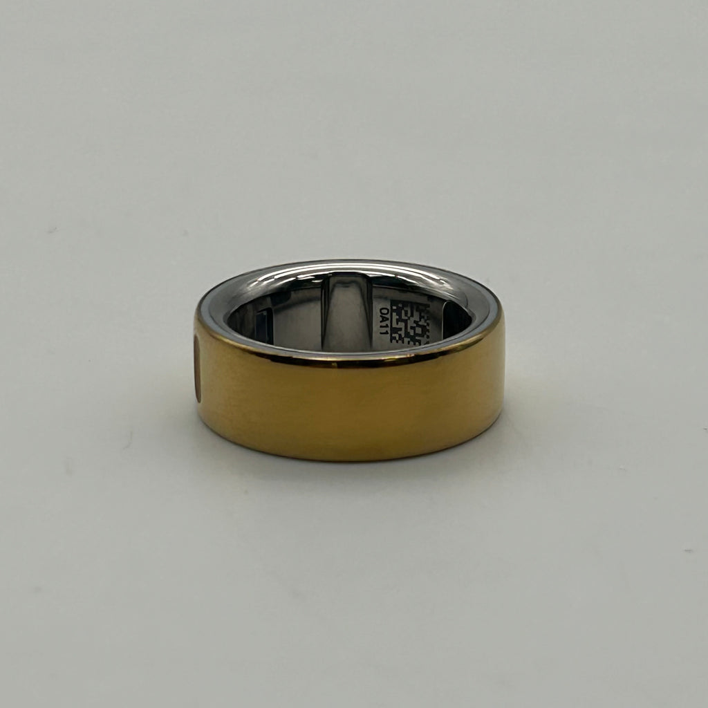 Oura Ring 4 - Size 7 (Gold) w/ Charging Base & Box