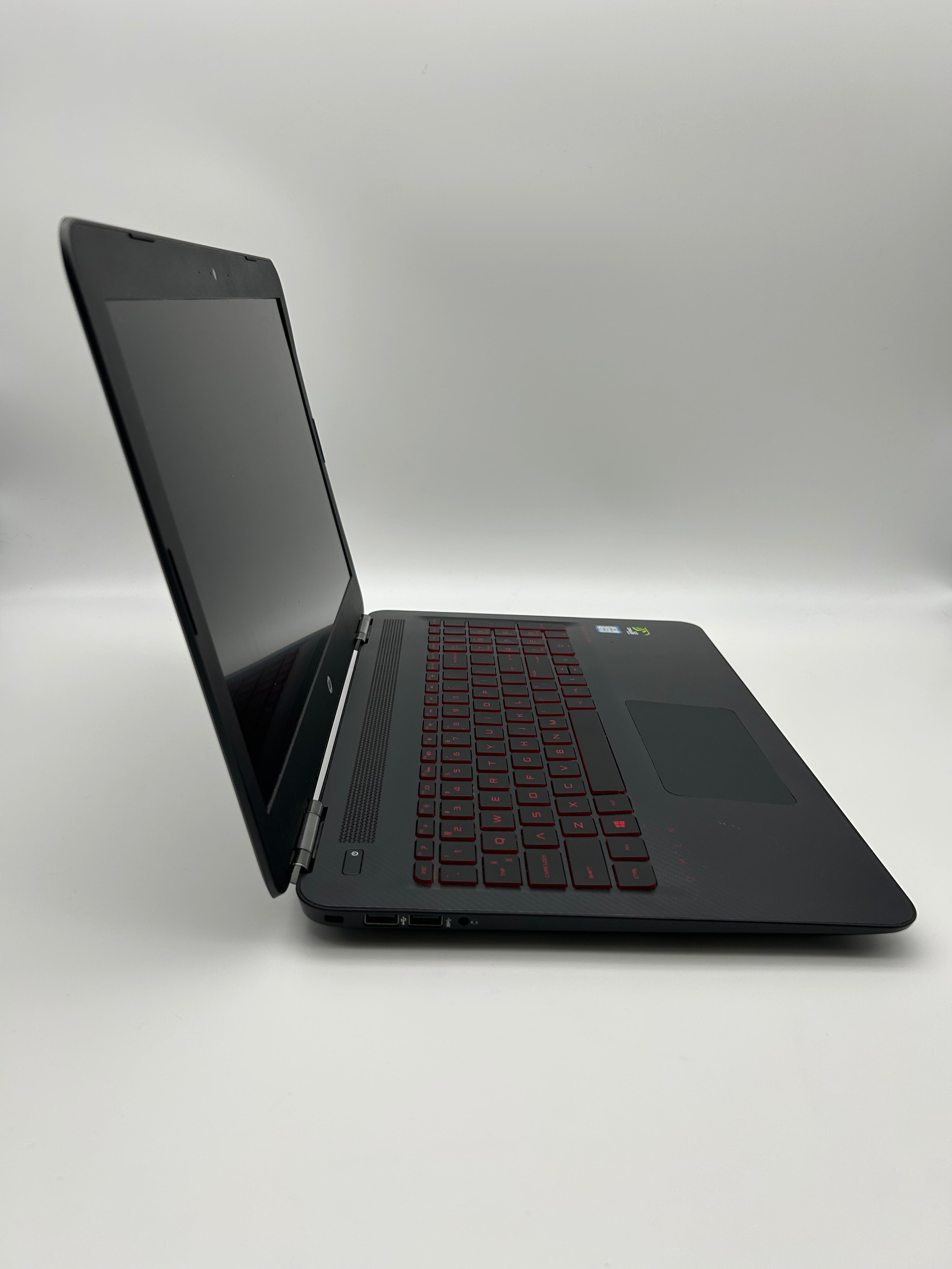 HP 15t-ax000 15-inch Core i7 6th Gen 8GB RAM 1TB Black Laptop - Used
