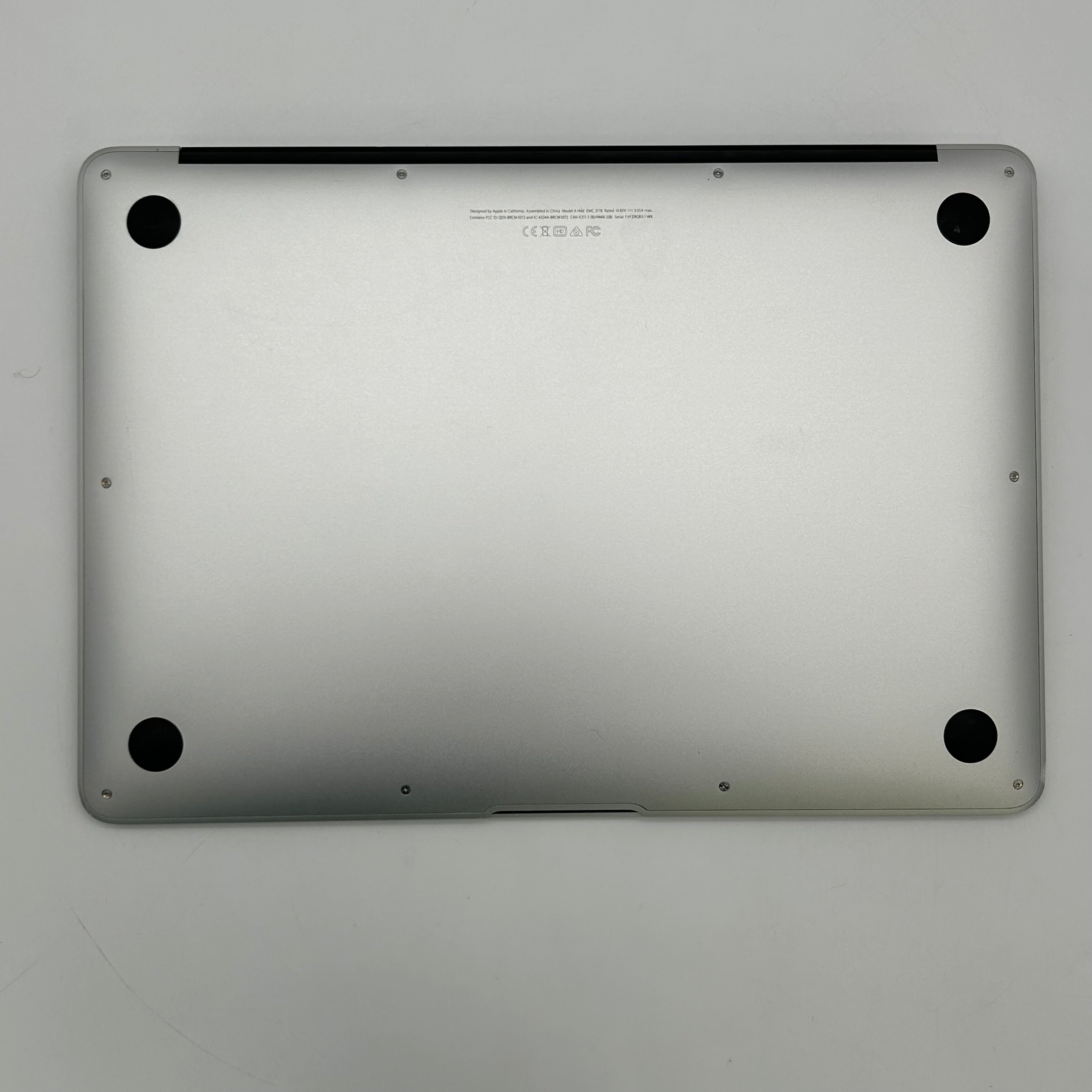 Apple MacBook Air 13 A1466 | 1.8GHz i5 | 8GB | 128GB | Only 31 Battery Cycles
