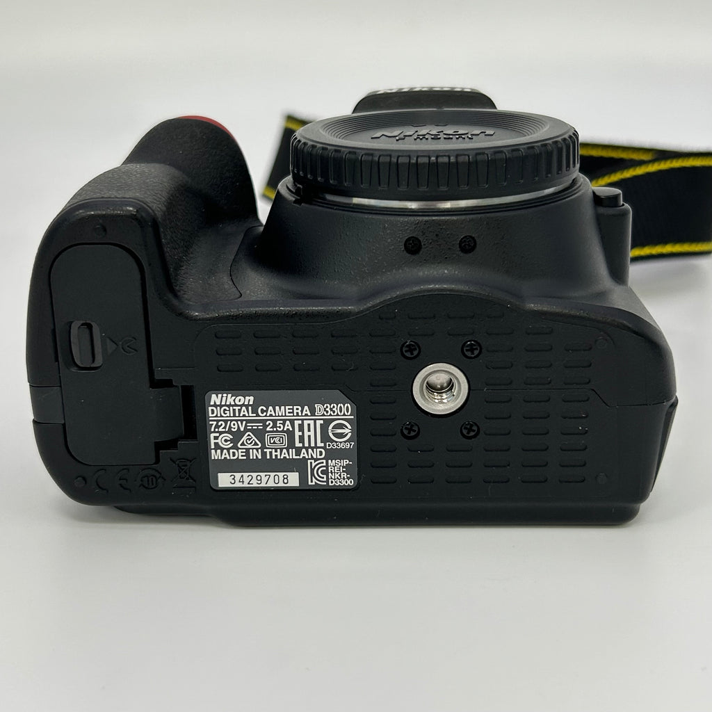 Nikon D3300 Digital SLR Camera - Black (Body Only) - READ