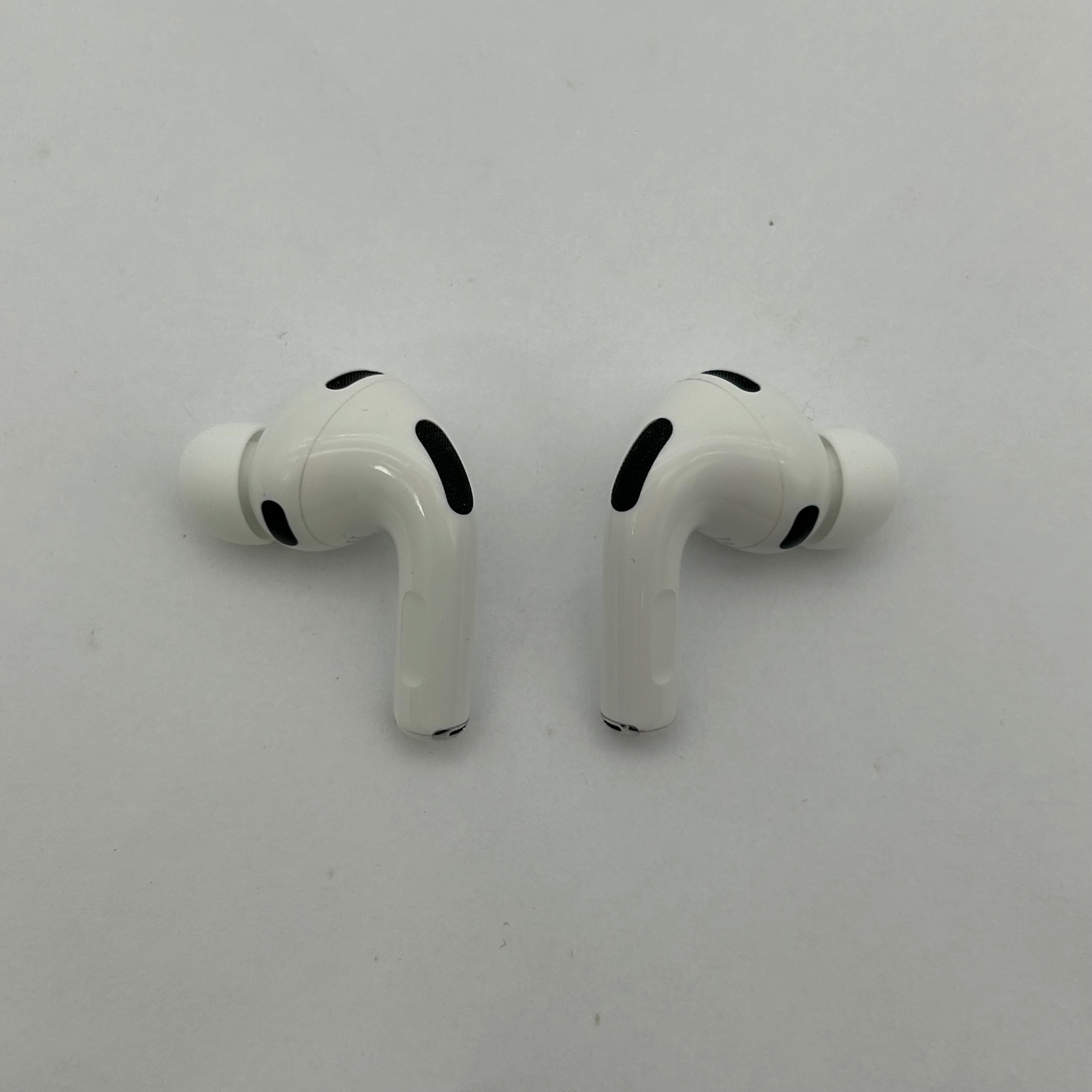 Apple AirPods Pro 3rd Gen with MagSafe Charging Case A3064 A3063 A3122 A3063