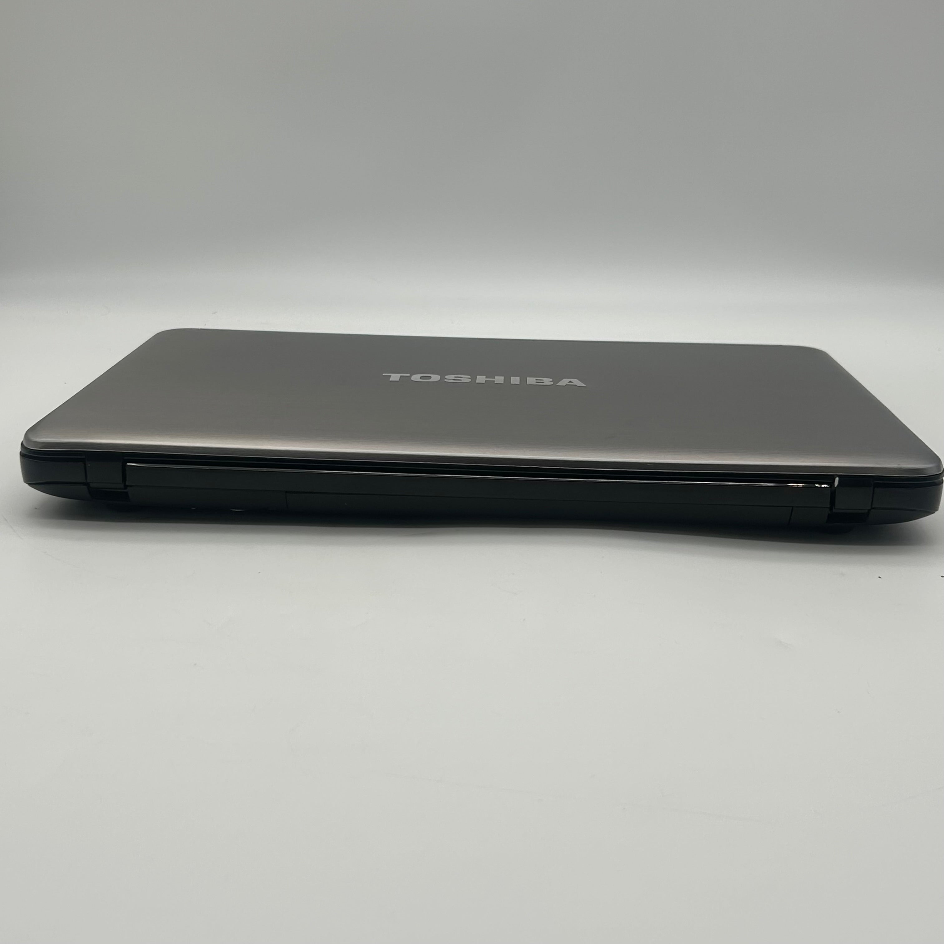 Toshiba Satellite S850 Core i7 2.4GHz,6GB RAM,512GB 15.6" Gray Laptop
