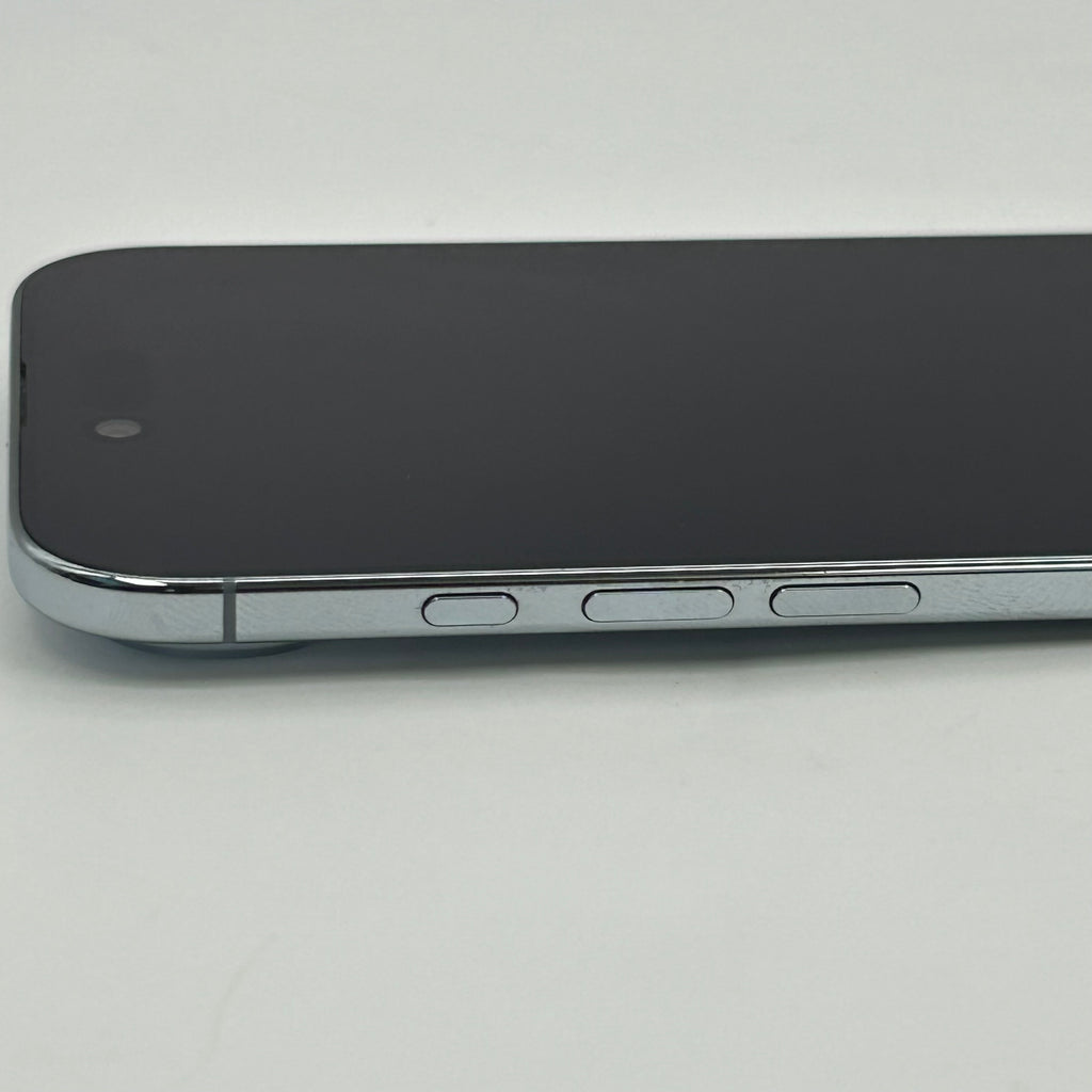 iPhone 17 Air White  256GB  Unlocked 100%BH Mint Condition