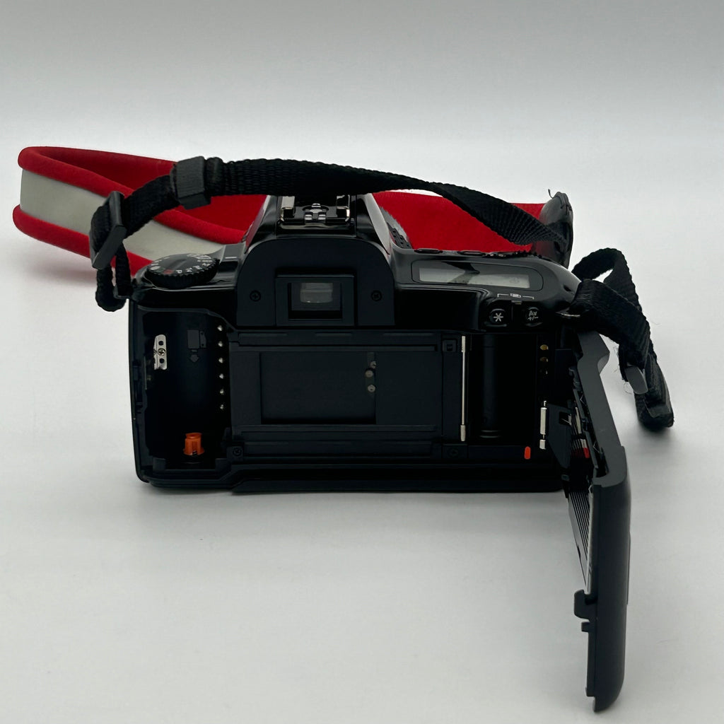 Canon EOS Rebel XS 35mm Film SLR Camera w/ Tokina 28-70mm Lens - TESTED