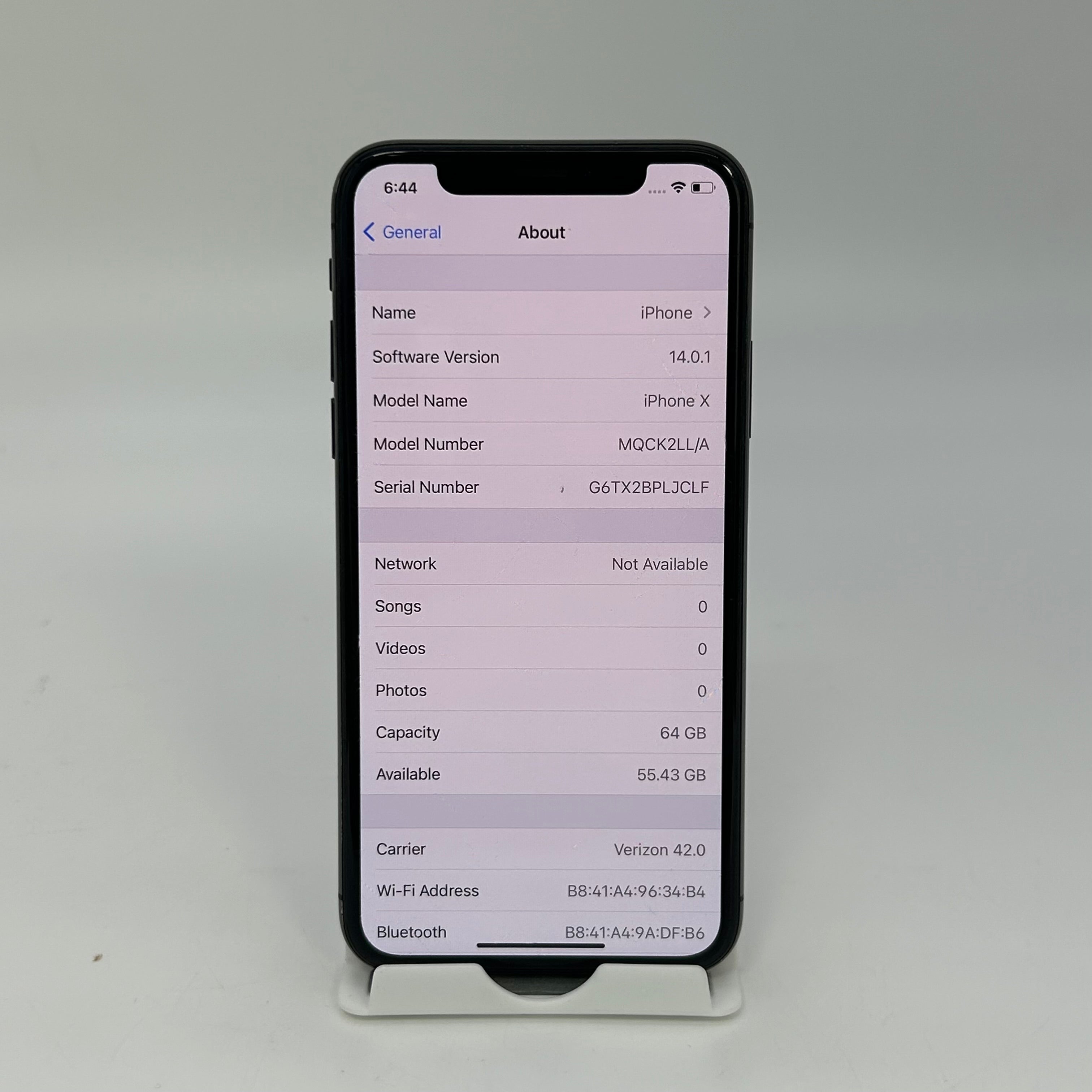 Apple iPhone X - 64GB - Space Gray (Unlocked) MQCK2LL/A CRACKED BACK