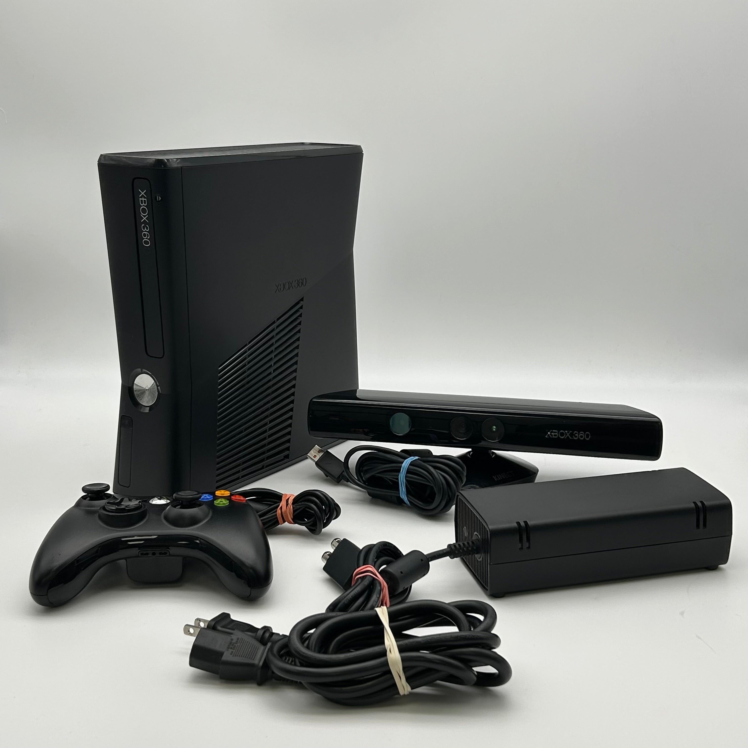 Xbox 360 S Slim Bundle 1439 Console 250GB - Used