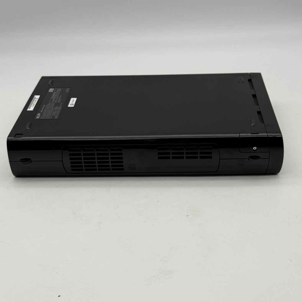 Nintendo Wii RVL-002 32GB w/Gamepad WUP-101(02) & Accessories - Tested