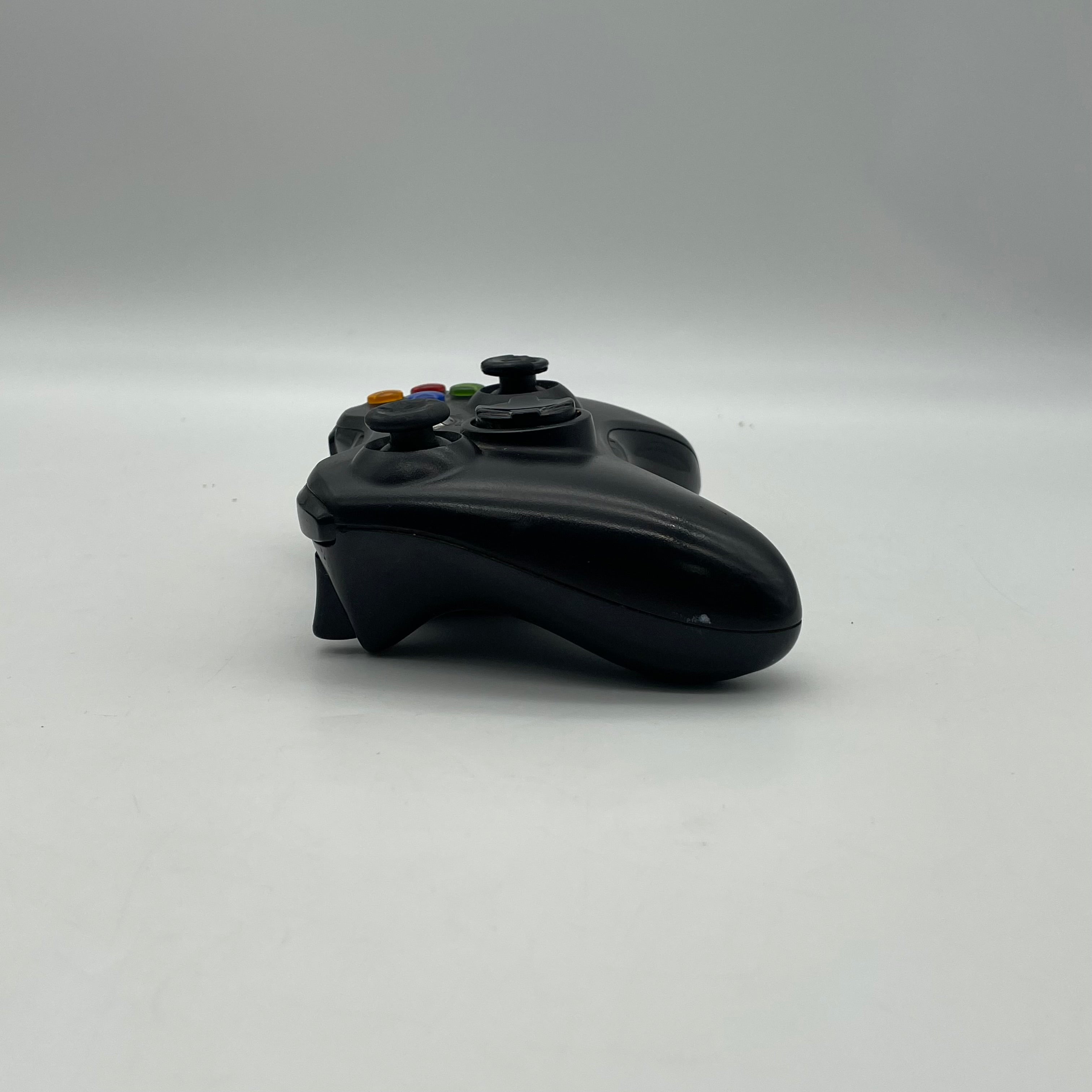 Microsoft Xbox 360 S 1439 Bundle w/ Games, Controller and Kinect