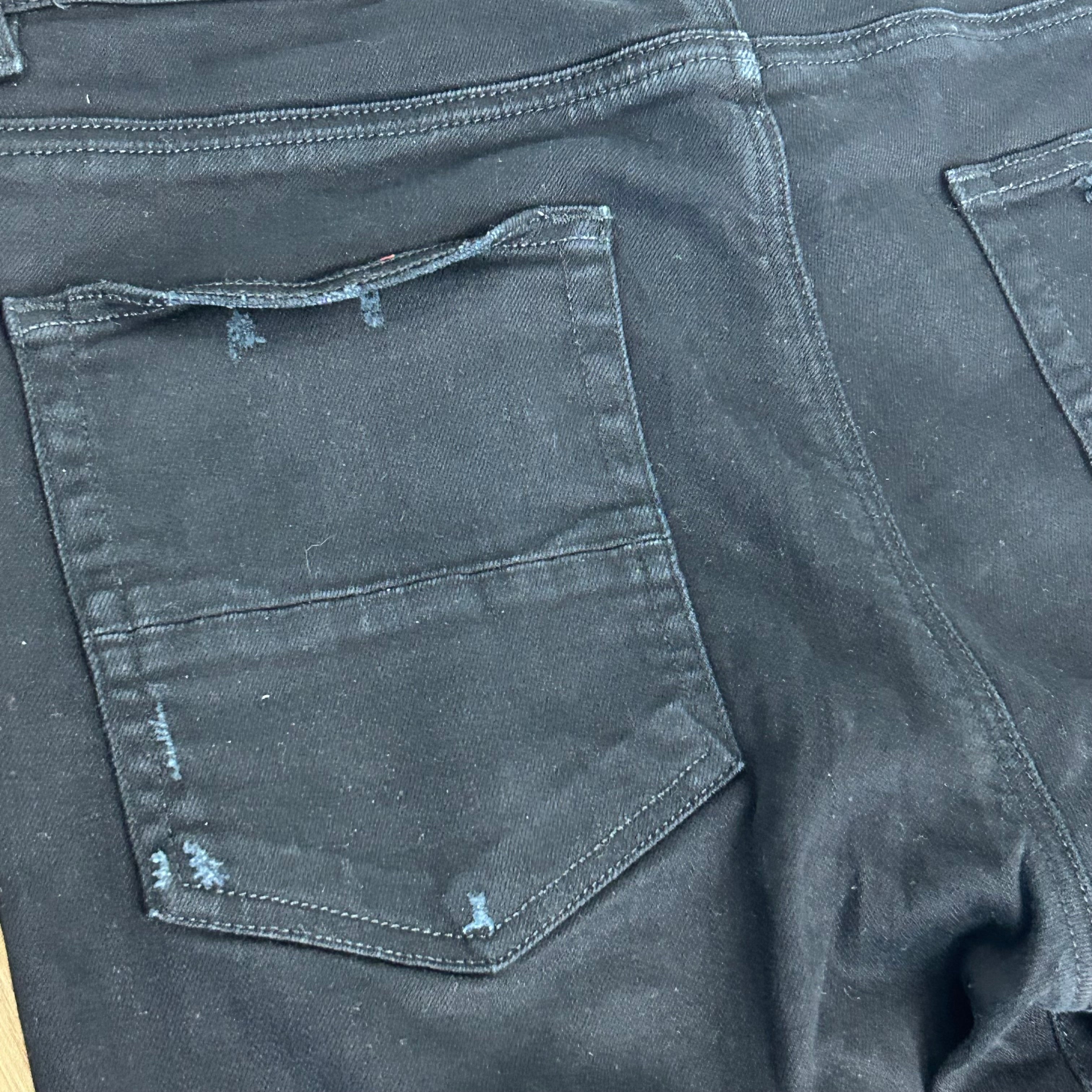 Amiri Men's Black Distressed Denim Skinny Jeans Size 36