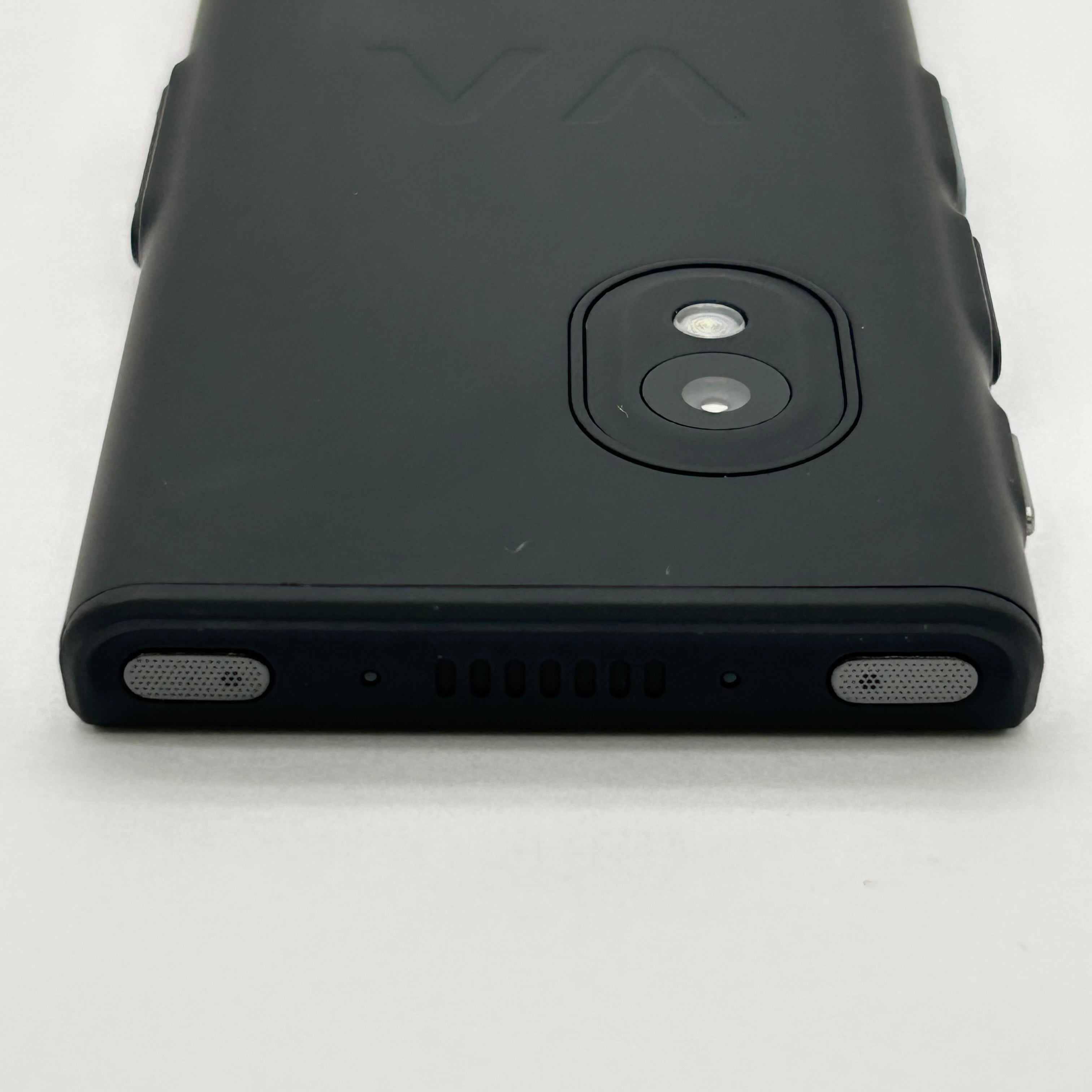 Vasco V4 Voice Translator 108 Languages Free Communication Black - Used