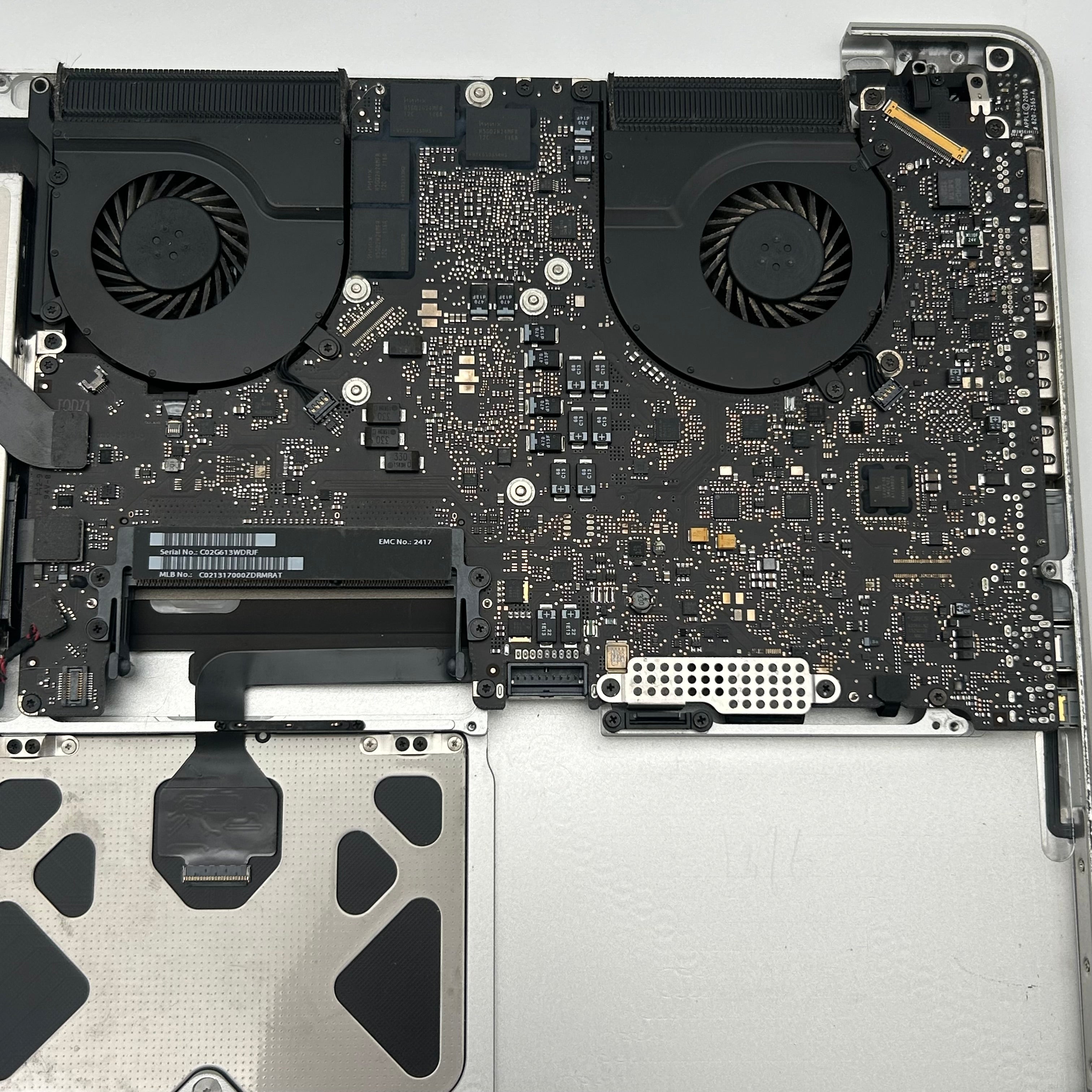 Apple MacBook Pro 15 A1286 Logic Board Silver