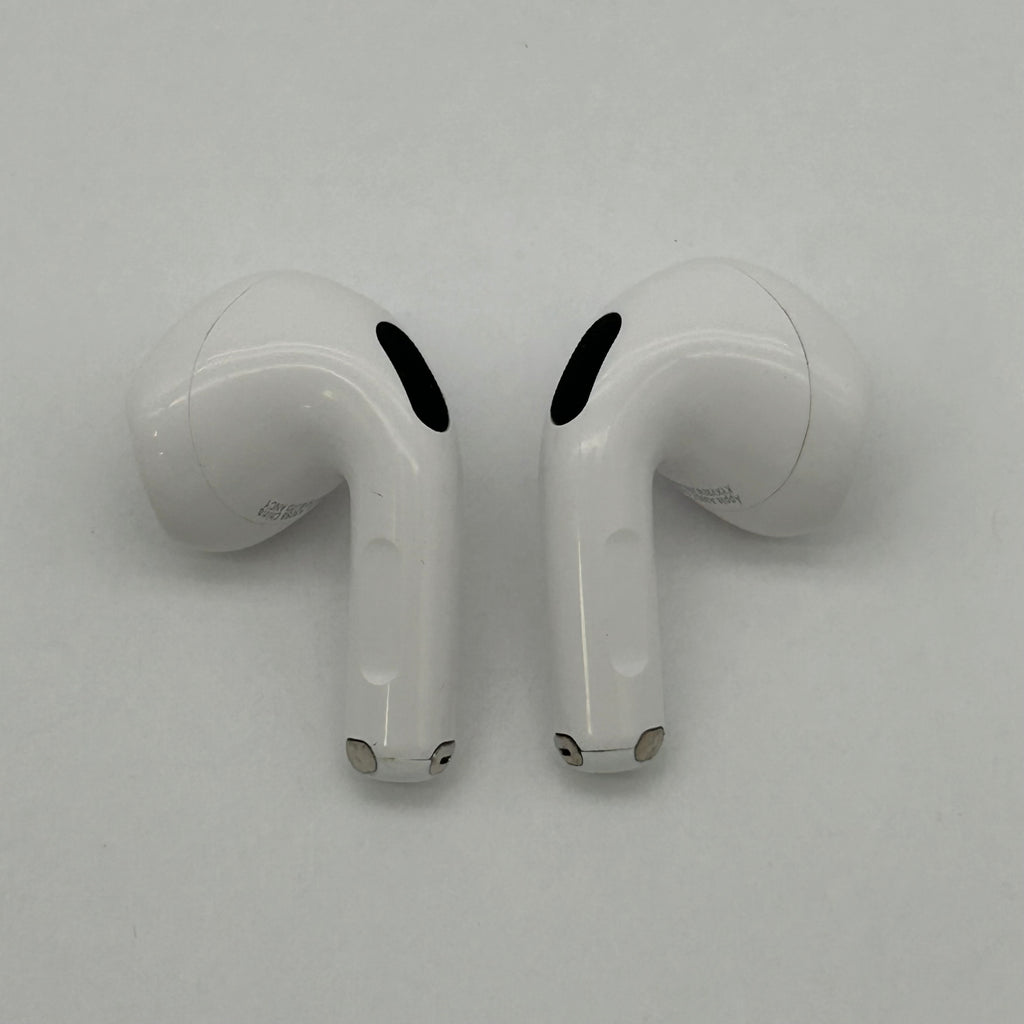 Apple Airpods A3058 with ANC 4th Generation with Charging Case Good Condition - Used