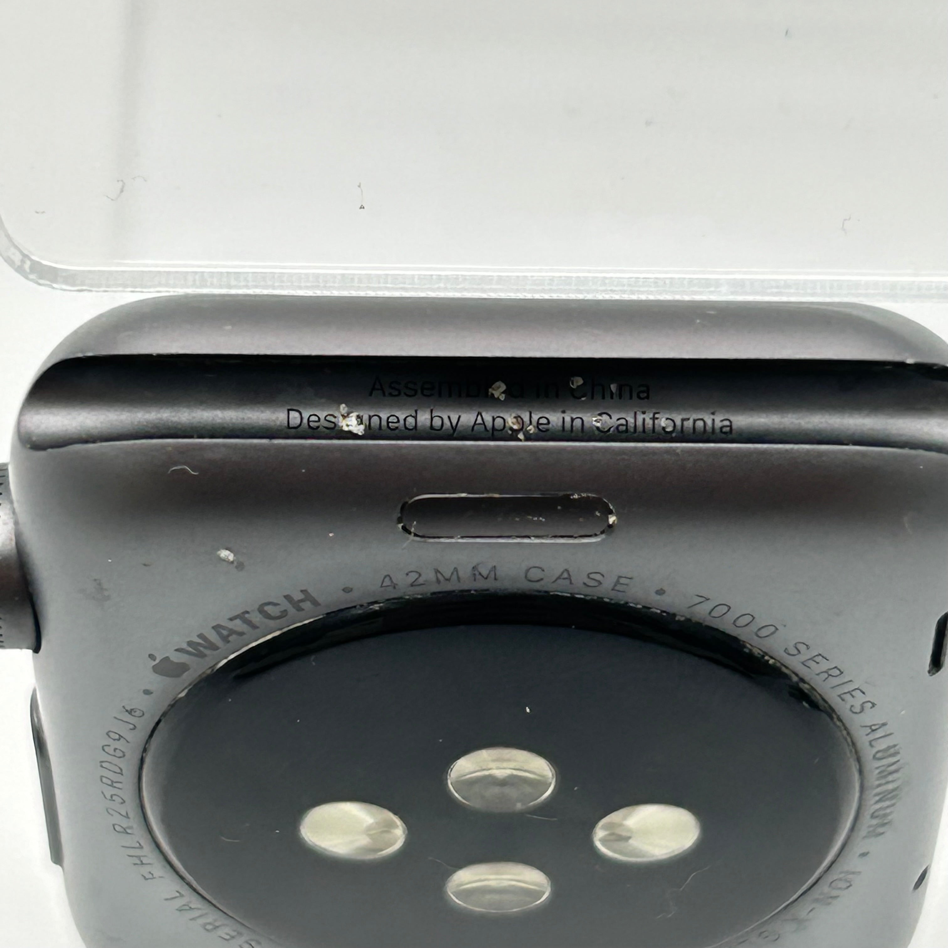 GPS Only Apple Watch 7000 Series 42MM - MJ3T2LL/A - Space Gray - Aluminum - Used