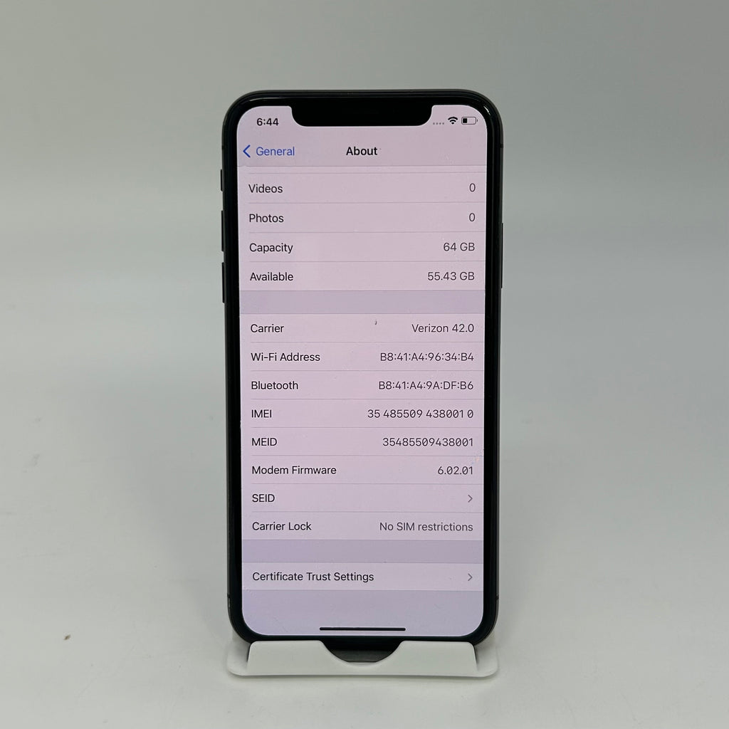 Apple iPhone X - 64GB - Space Gray (Unlocked) MQCK2LL/A CRACKED BACK