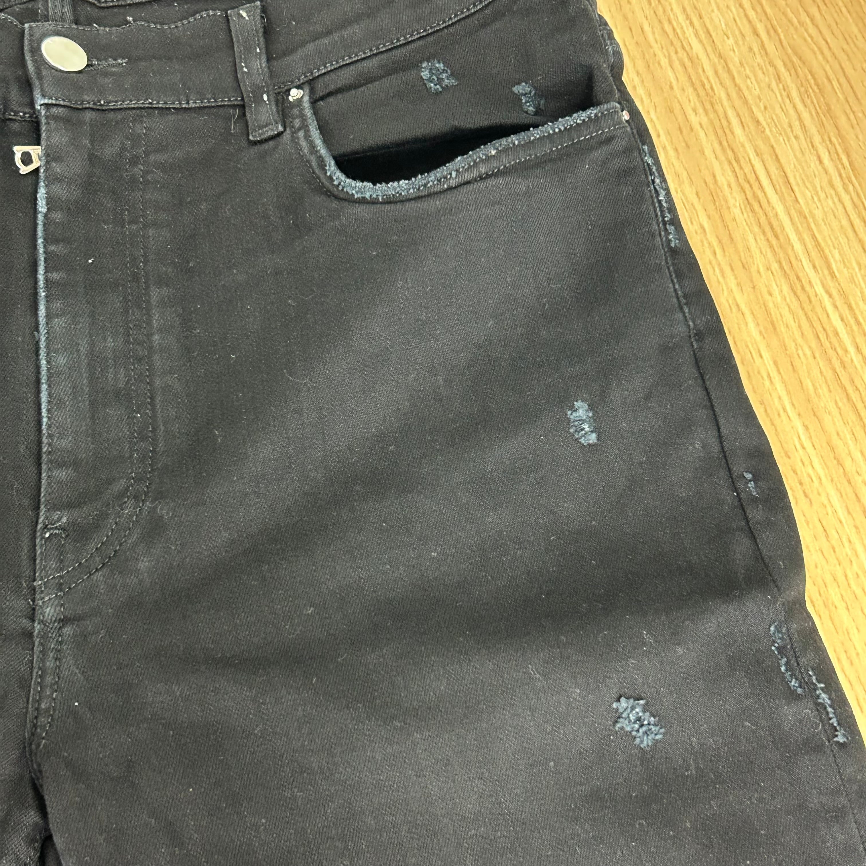 Amiri Men's Black Distressed Denim Skinny Jeans Size 36