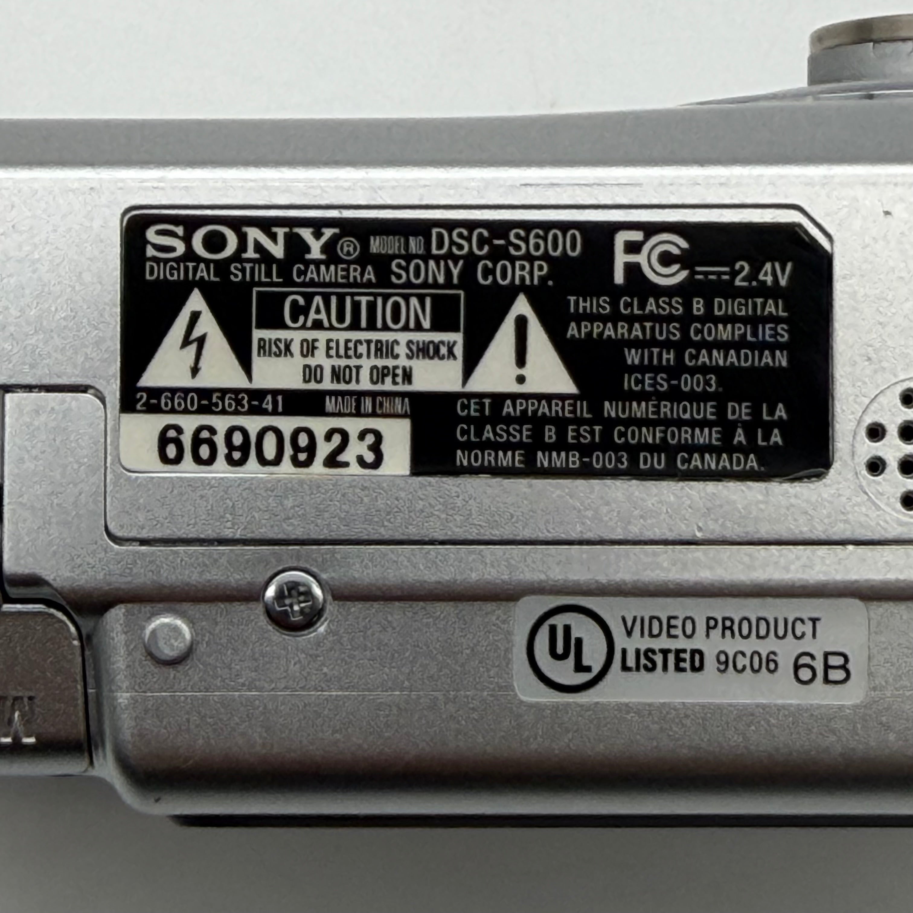 Sony Digital Camera Cybershot DSC-S600 6.0MP Silver - Tested