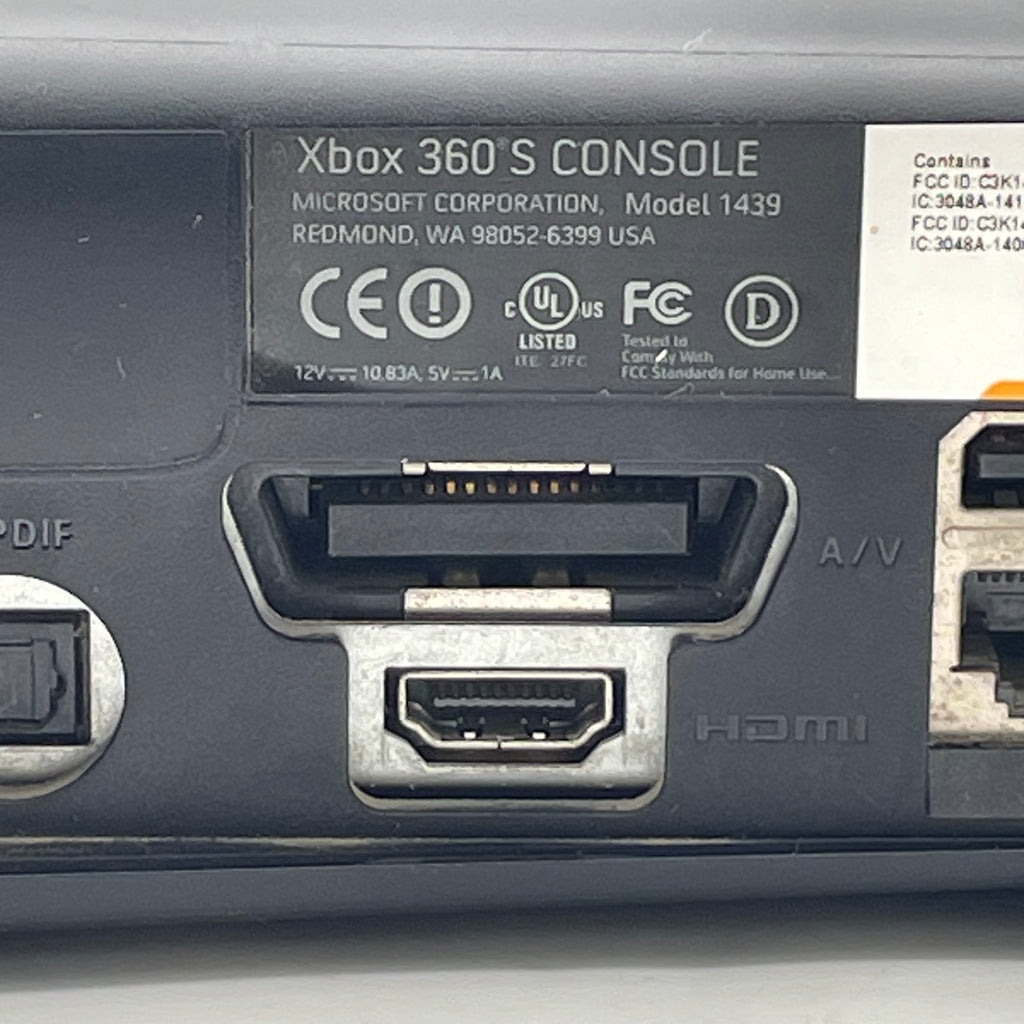 Microsoft Xbox 360 S 1439 500GB Bundle w/ Games And Controller