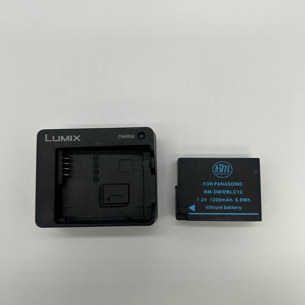 Panasonic Lumix DMC-G7 Digital Camera Black Body Only with 2 Batteries - For Parts/Repairs Only