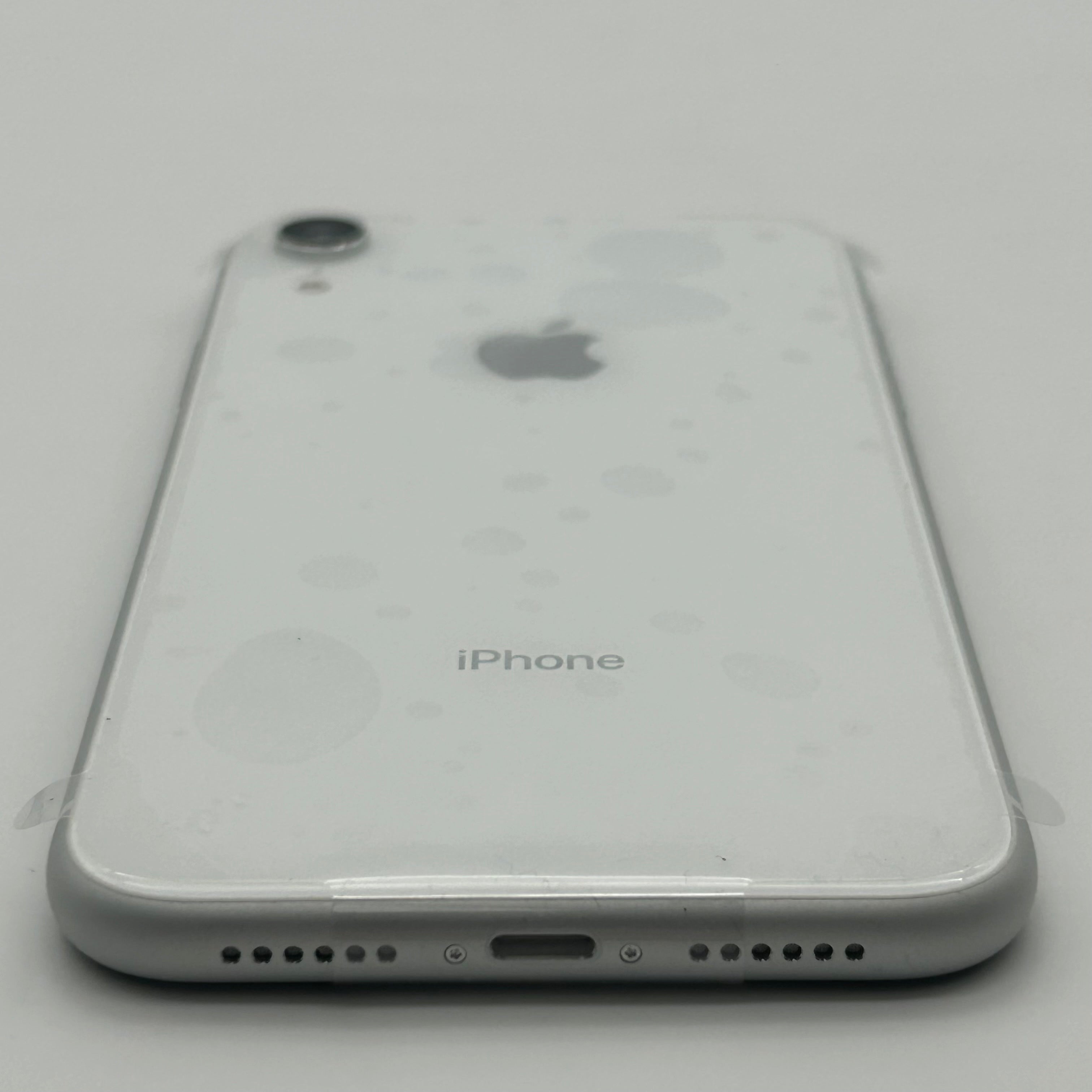 Unlocked Apple iPhone XR 64GB White Cellular A1984 - Parts Only