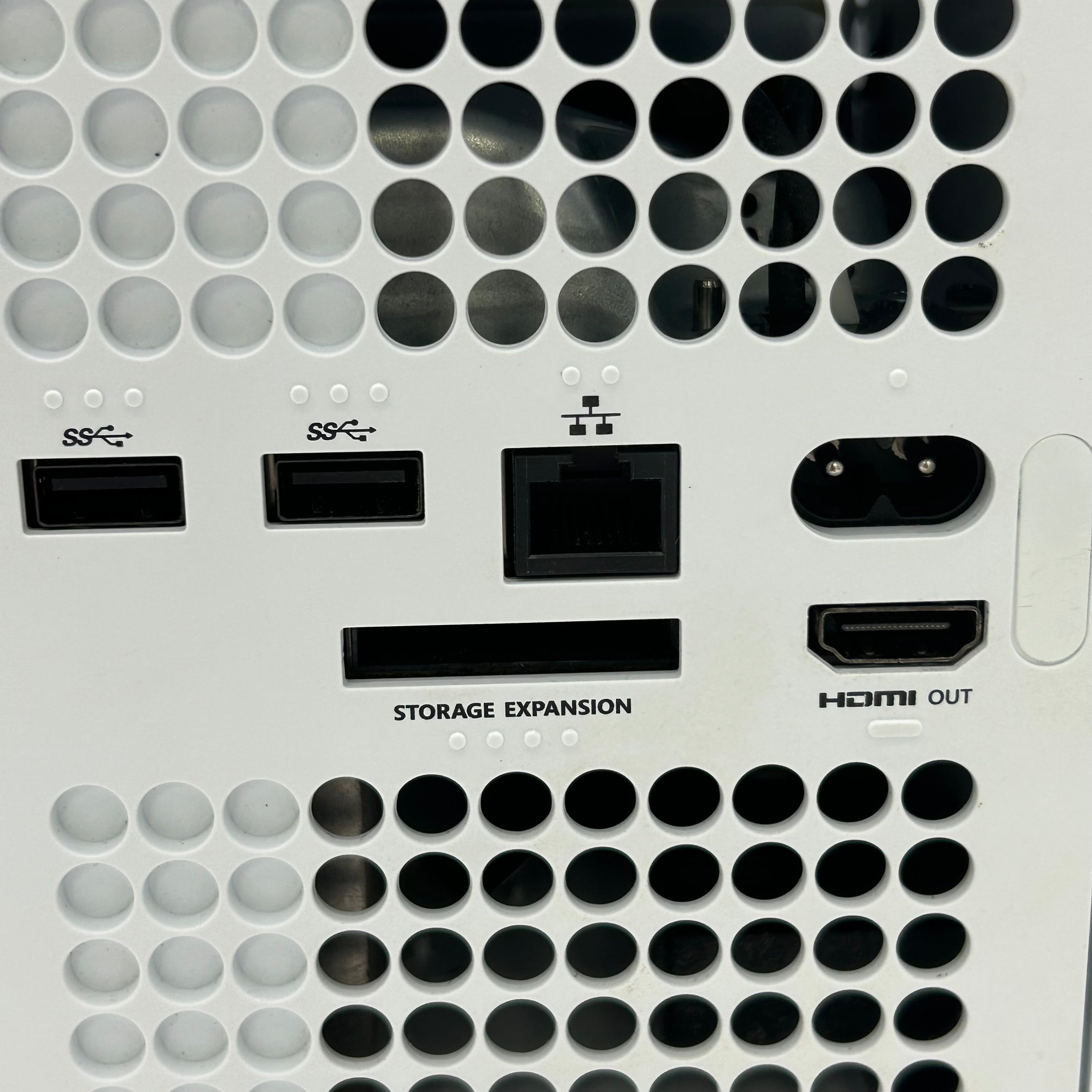 Microsoft Xbox Series X All-Digital 1TB Console Gaming System Robot White 1882 - Used