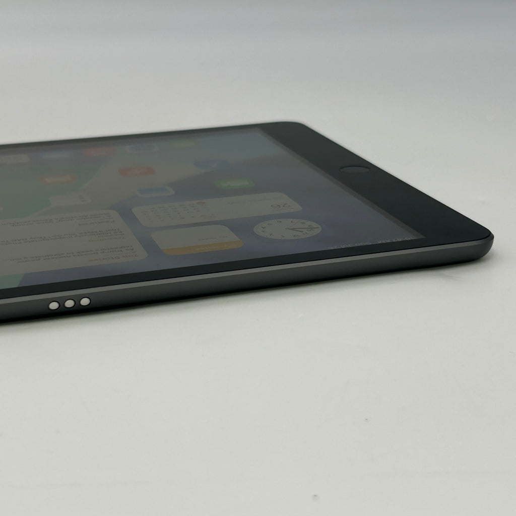 Apple iPad (9th Generation) A2602 64 GB, Wi-Fi, 10.2 in - Space Gray