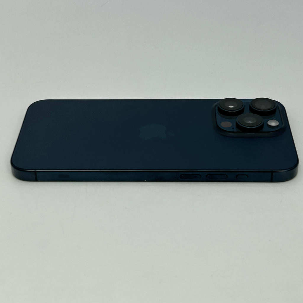 Unlocked Apple iPhone 15 Pro Max 256GB Blue Titanium MU693LL/A
