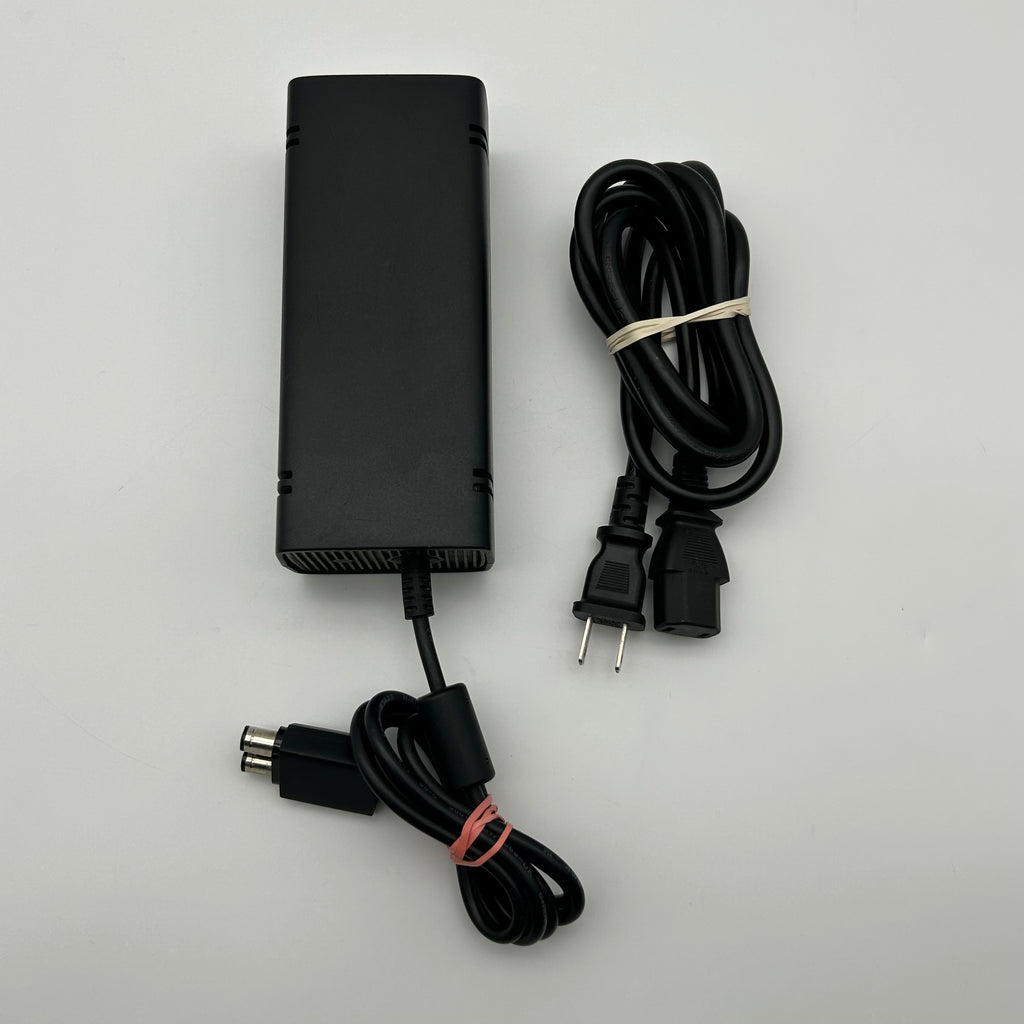 Xbox 360 S Slim Bundle 1439 Console 250GB - Used