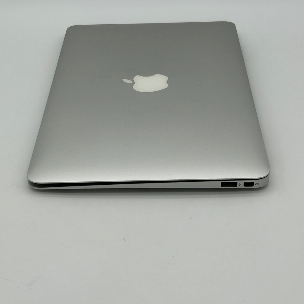 Apple MacBook Air 11" A1370 Intel Core 2 Duo 2GB RAM 128GB - *READ*