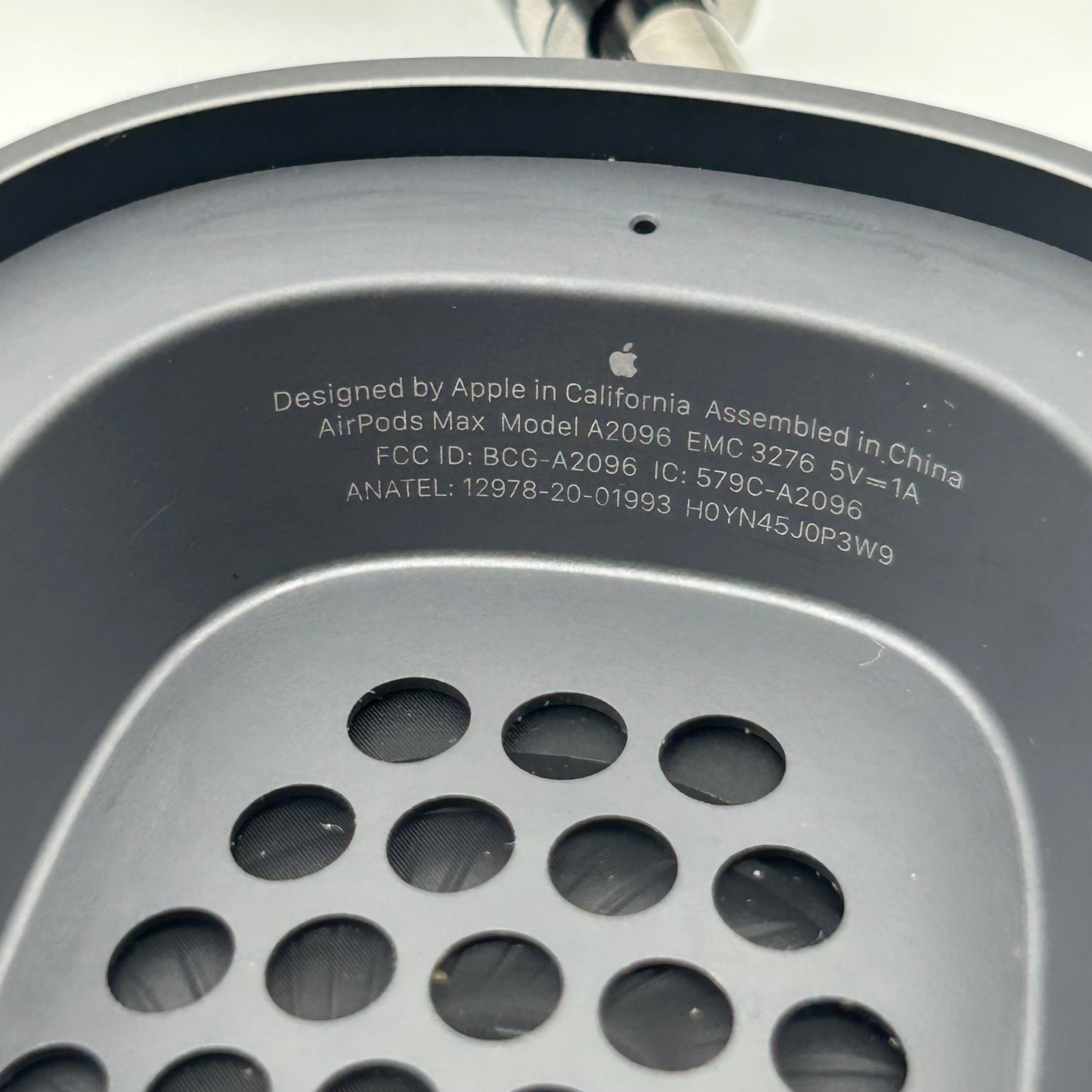 Apple AirPods Max A2096 Black Wireless Headphones (For Parts Only)