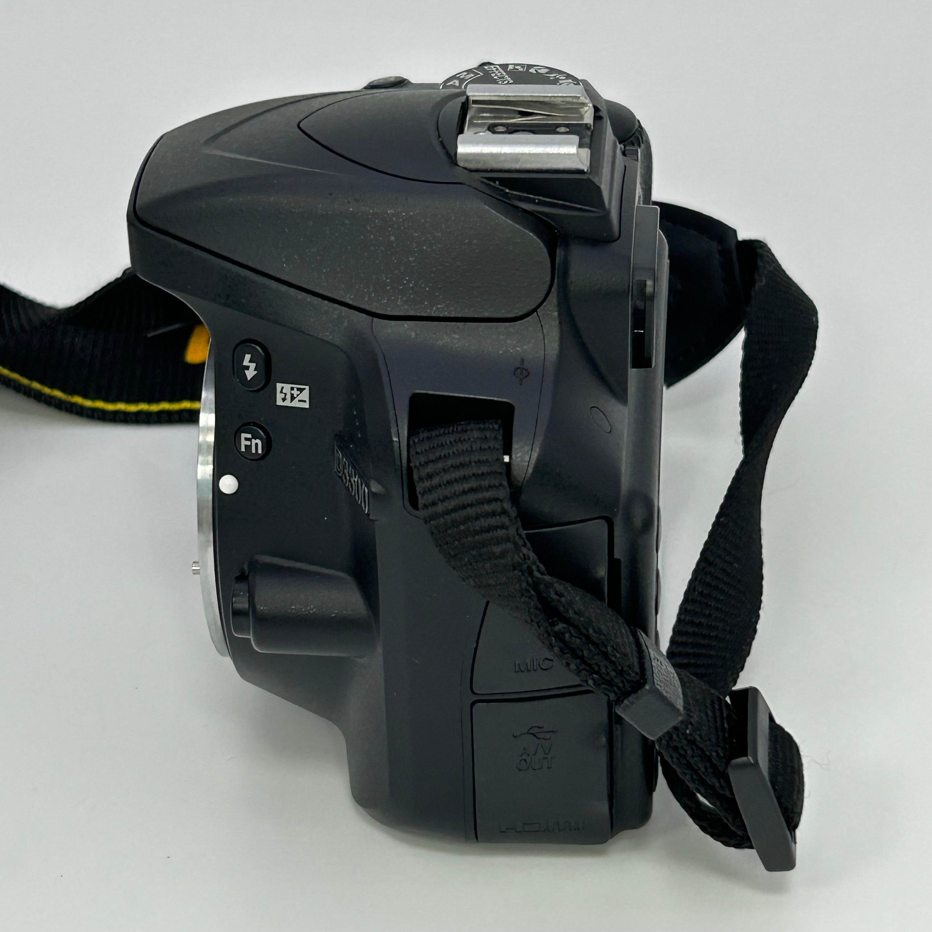 Nikon D3300 Digital SLR Camera - Black (Body Only) - READ