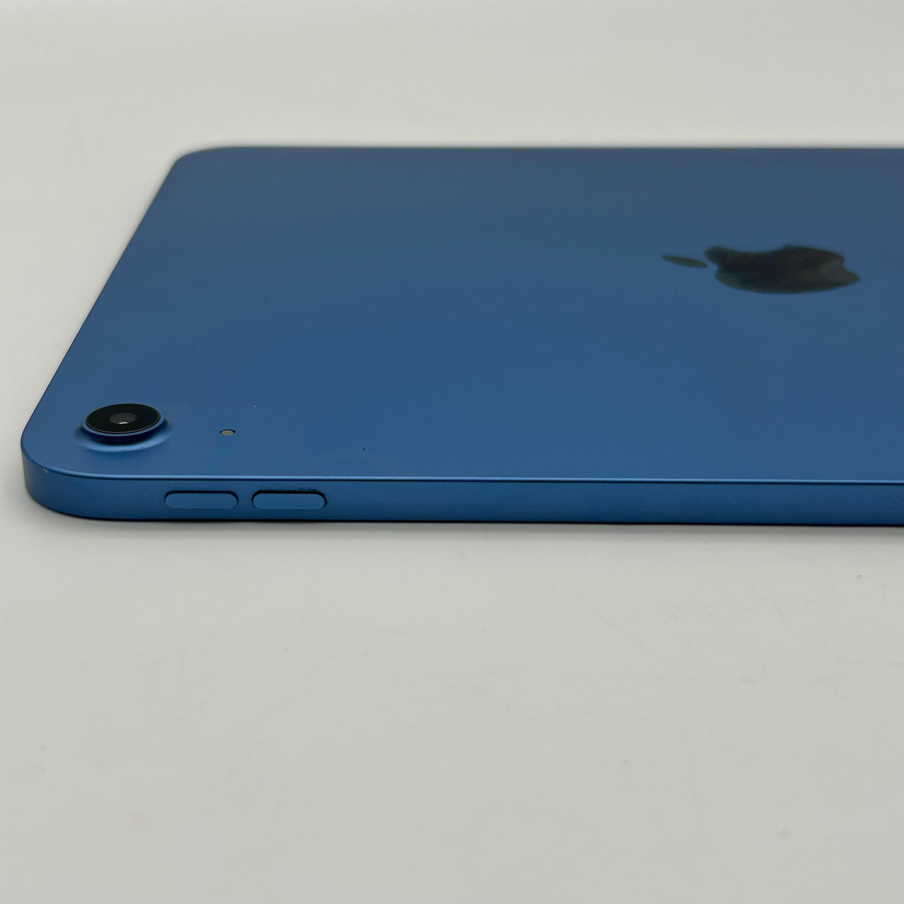 Apple iPad (10th Generation) A2696 64GB Blue WiFi Only