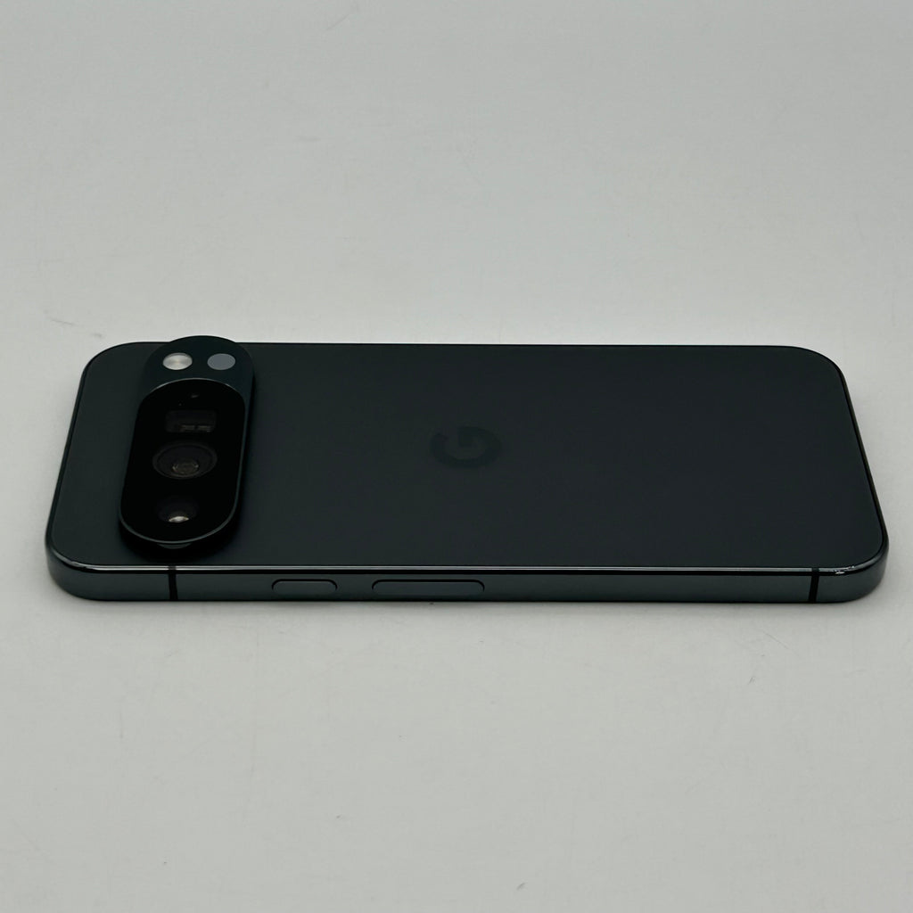Google Pixel 10 Pro XL - 256GB - Dark Gray (AT&T) - For Parts Only