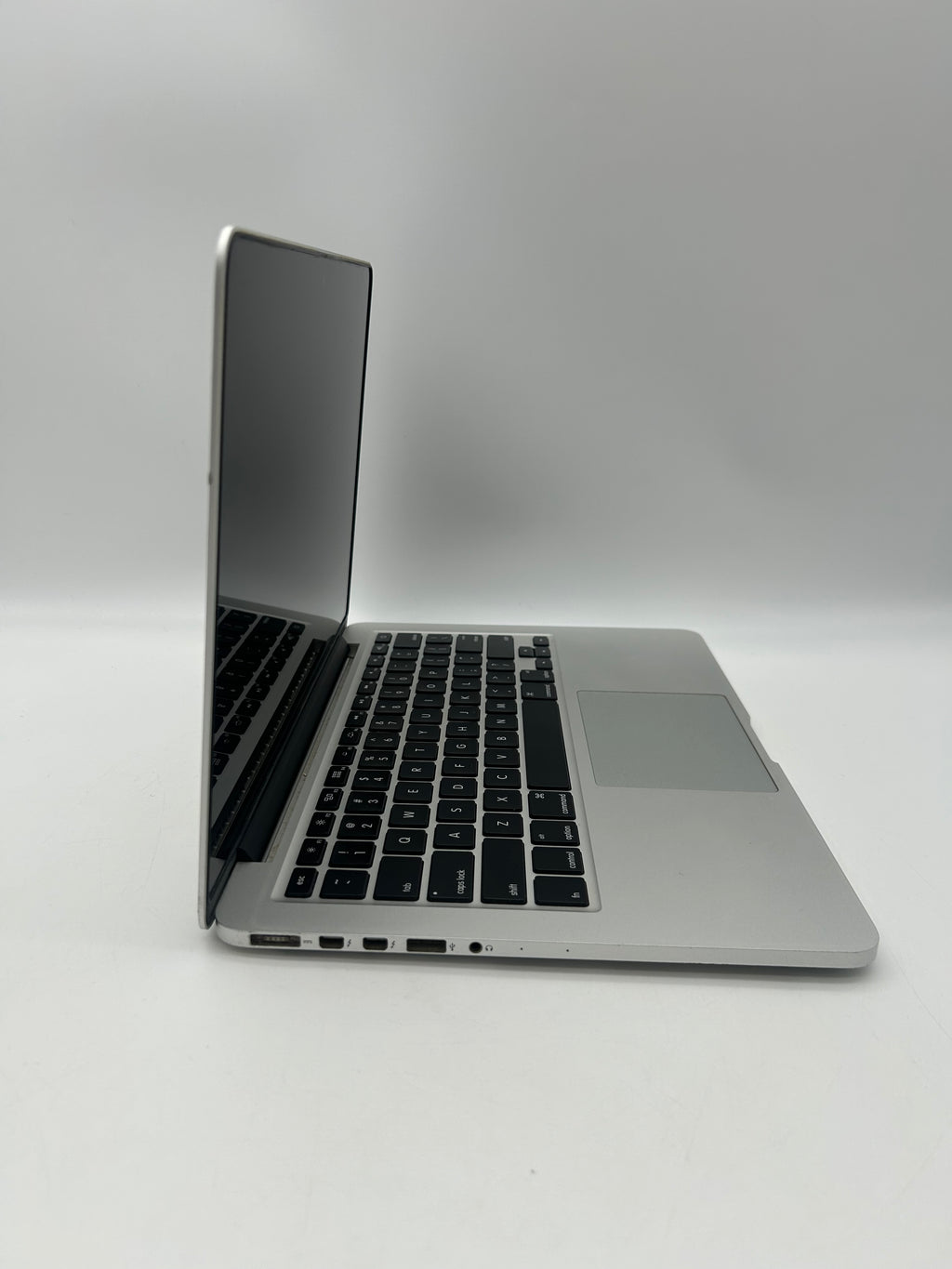 Apple MacBook Pro 13-inch Late 2013 2.4GHz Core i5 8GB 256GB Silver Used - C