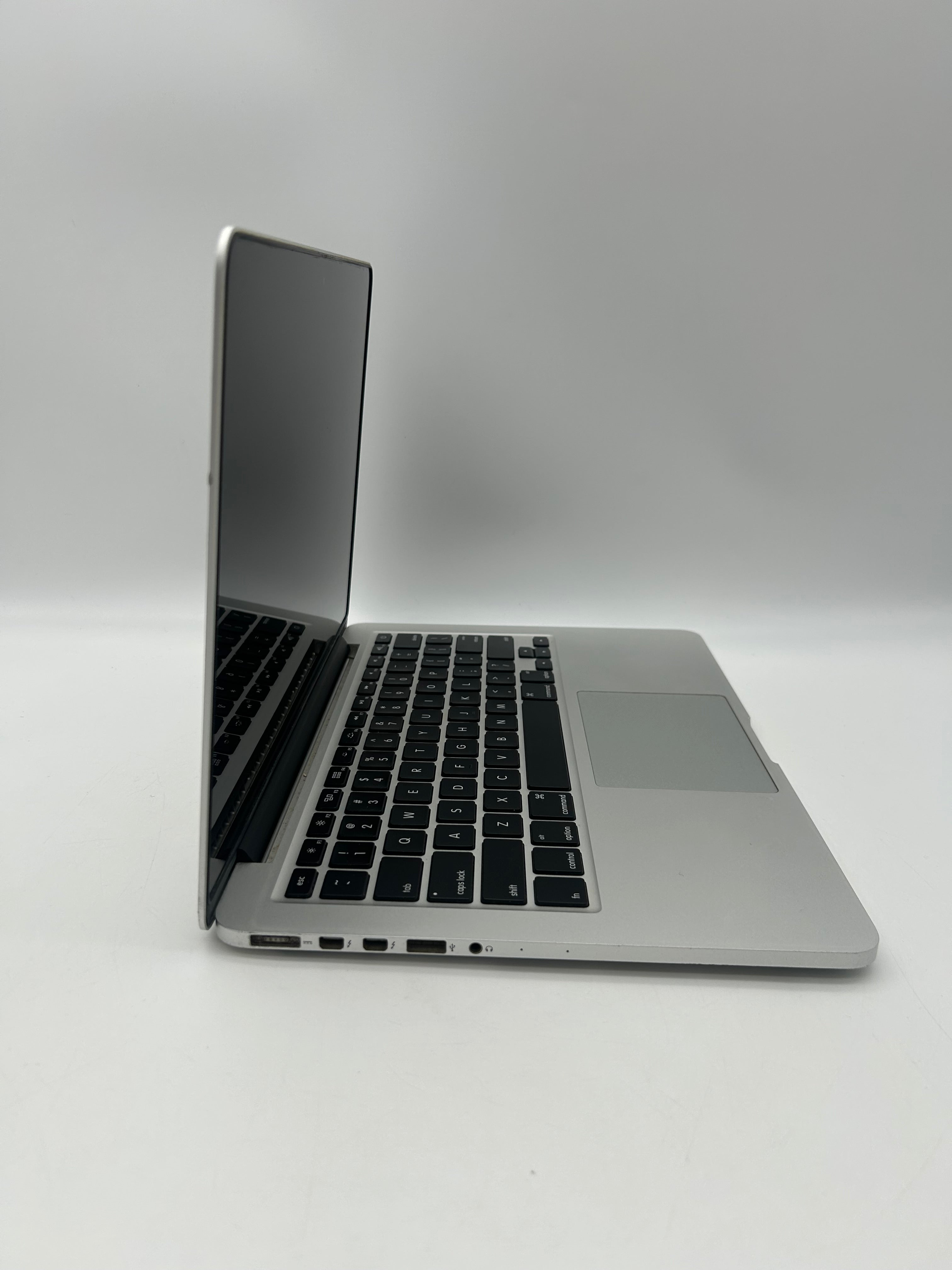 Apple MacBook Pro 13-inch Late 2013 2.4GHz Core i5 8GB 256GB Silver Used - C