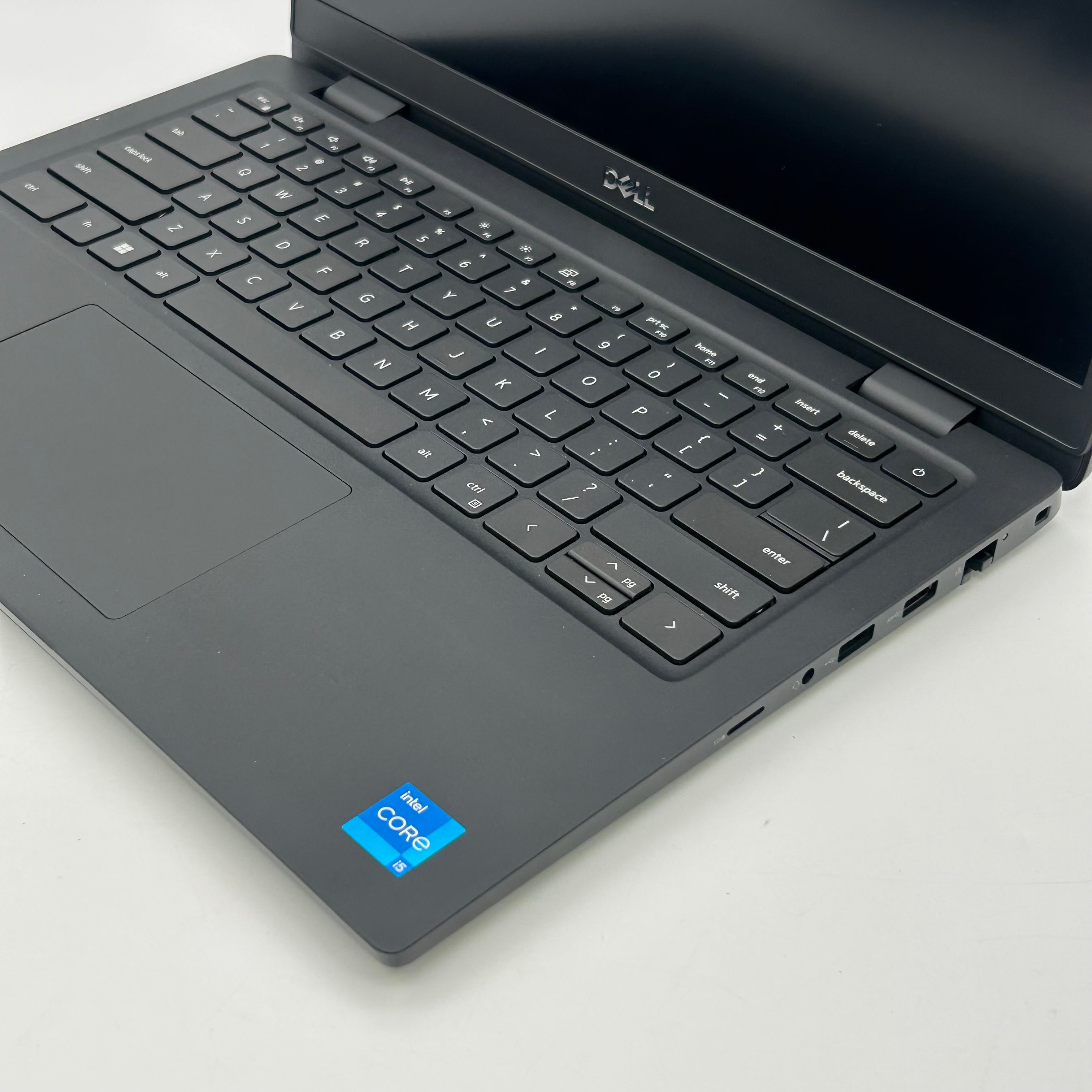 Dell Latitude 3420 14-inch Intel Core i5-1145G7 8GB RAM 256GB NVMe SSD Black