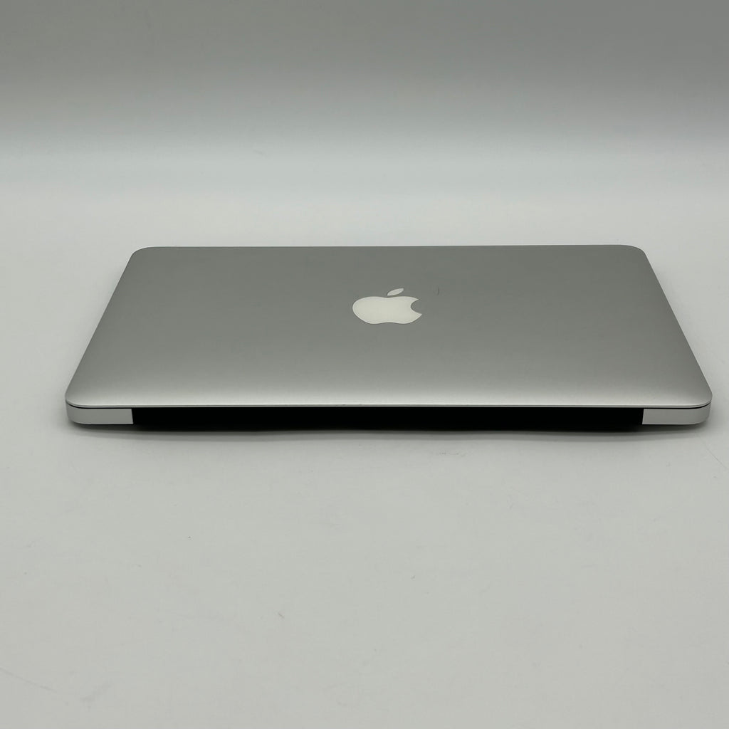 Apple MacBook Air 11" A1370 Intel Core 2 Duo 2GB RAM 128GB - *READ*